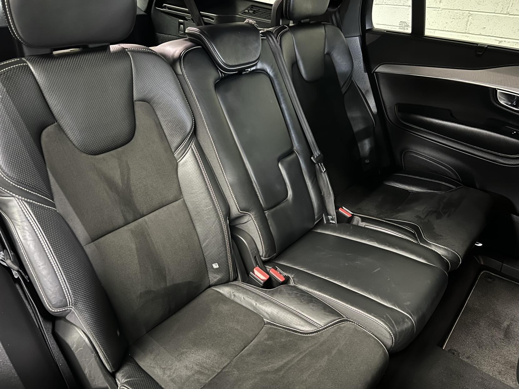 Volvo XC90 2.0 D5 PowerPulse R-Design Pro SUV 5dr Diesel Auto 4WD Euro 6 (s/s) (235 ps)