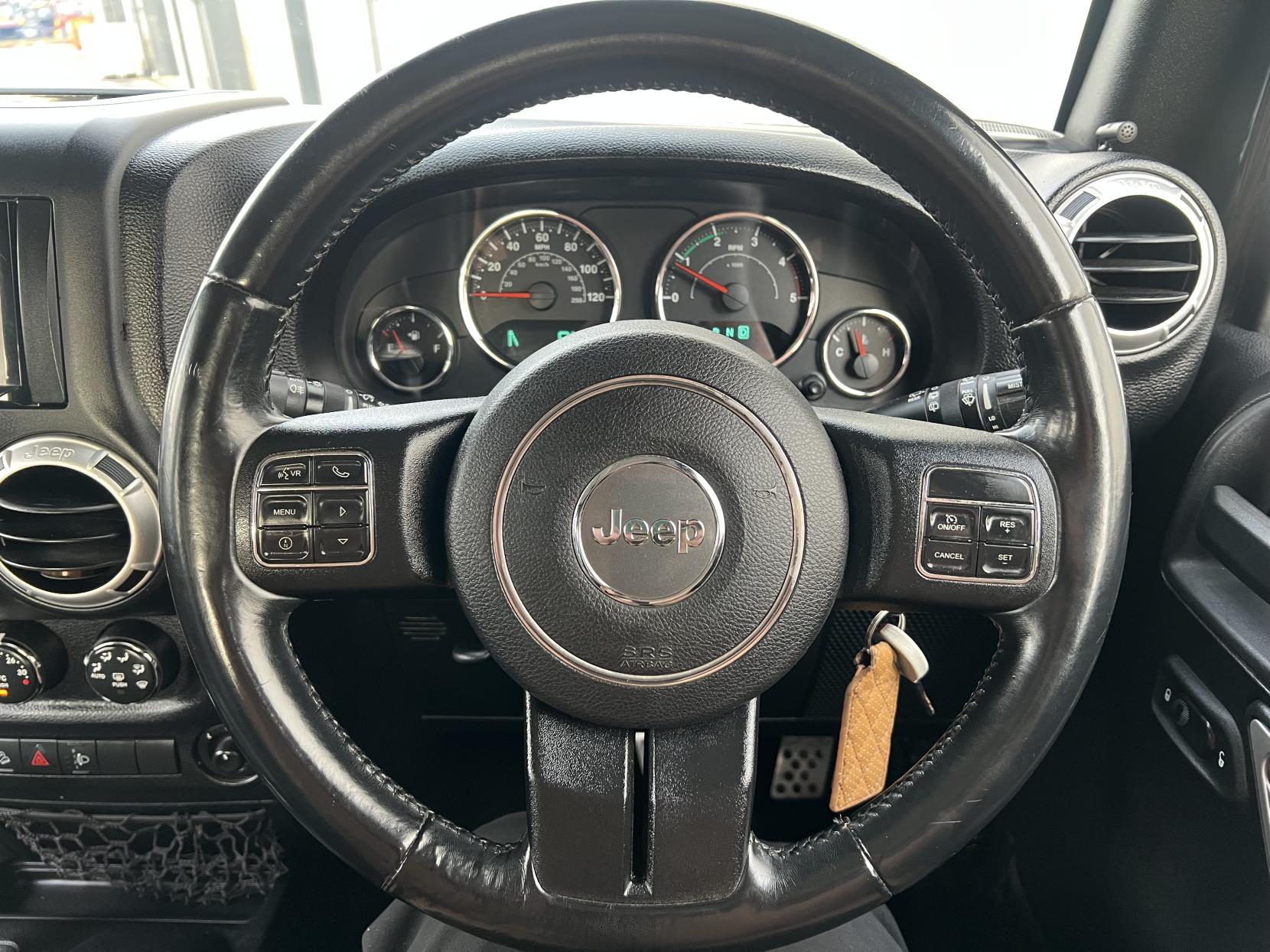 Jeep Wrangler 2.8 CRD Sahara SUV 2dr Diesel Auto 4WD Euro 5 (197 bhp)