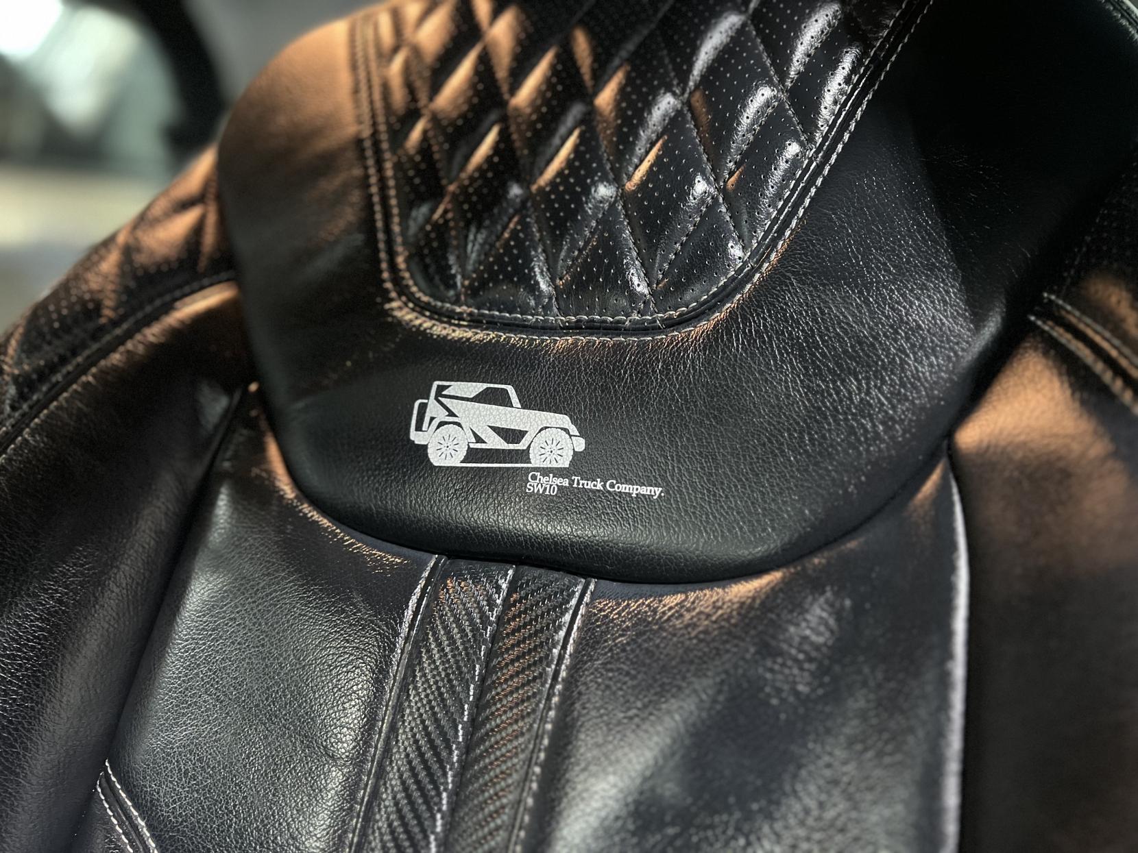 Jeep Wrangler 2.8 CRD Sahara SUV 2dr Diesel Auto 4WD Euro 5 (197 bhp)