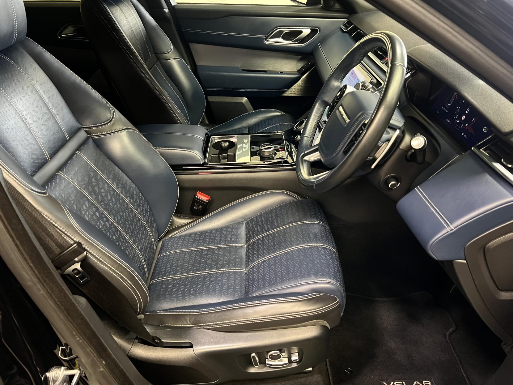 Land Rover Range Rover Velar 2.0 P250 R-Dynamic HSE SUV 5dr Petrol Auto 4WD Euro 6 (s/s) (250 ps)