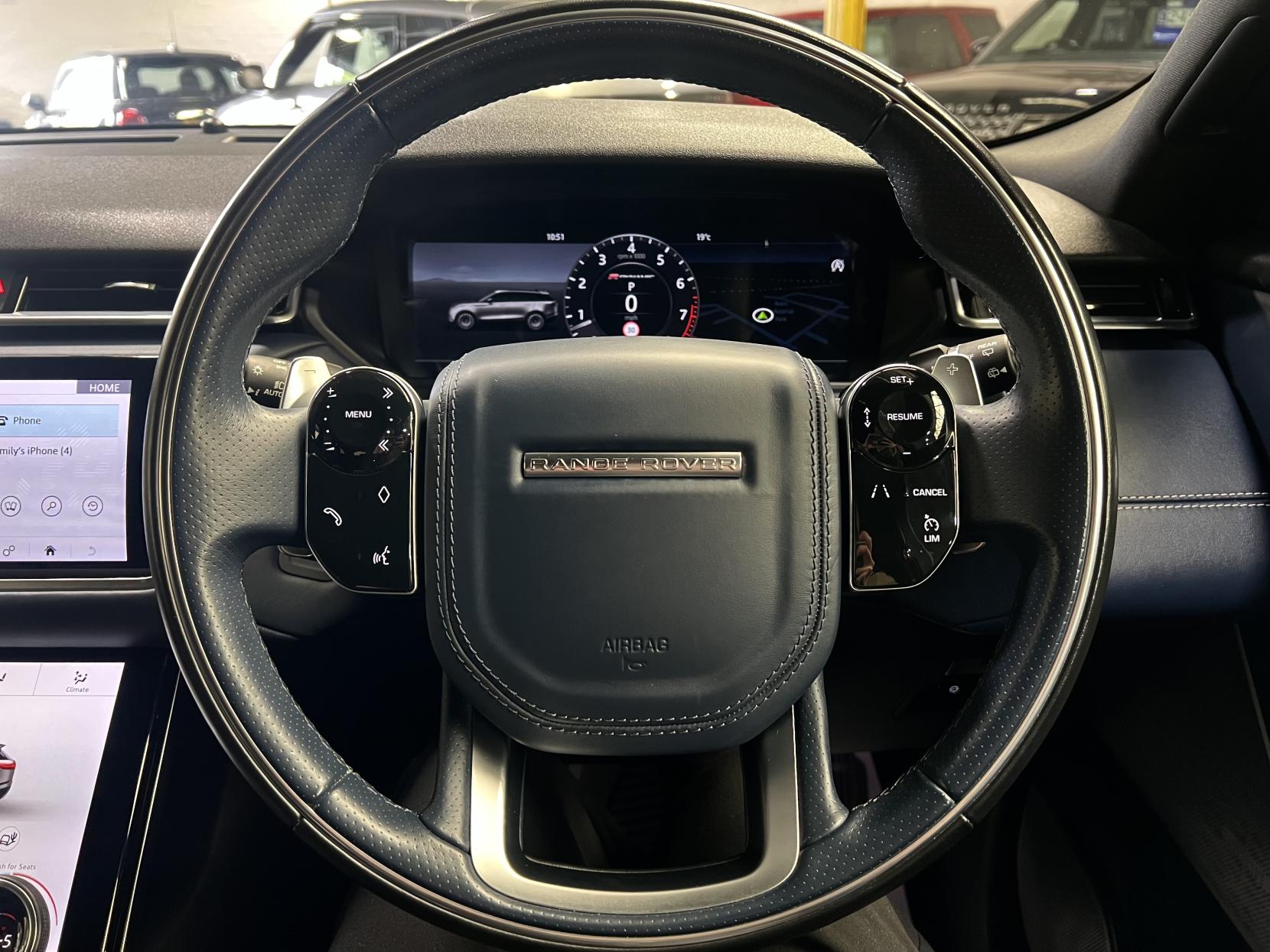 Land Rover Range Rover Velar 2.0 P250 R-Dynamic HSE SUV 5dr Petrol Auto 4WD Euro 6 (s/s) (250 ps)