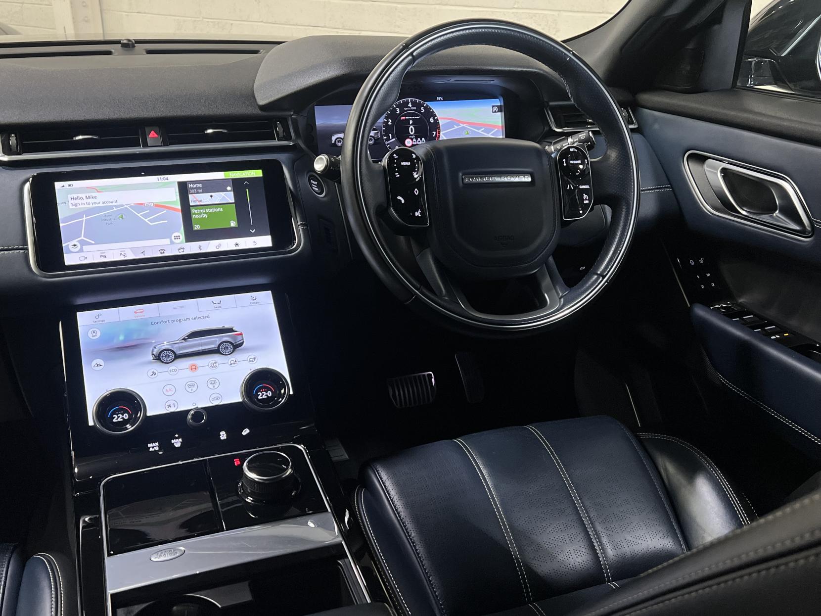 Land Rover Range Rover Velar 2.0 P250 R-Dynamic HSE SUV 5dr Petrol Auto 4WD Euro 6 (s/s) (250 ps)