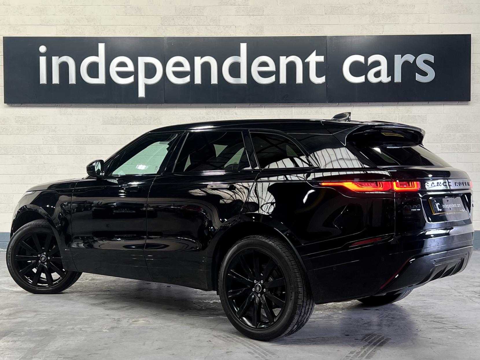 Land Rover Range Rover Velar 2.0 P250 R-Dynamic HSE SUV 5dr Petrol Auto 4WD Euro 6 (s/s) (250 ps)