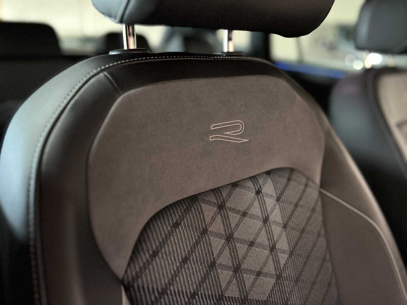 Volkswagen Tiguan 1.5 TSI R-Line SUV 5dr Petrol DSG Euro 6 (s/s) (150 ps)