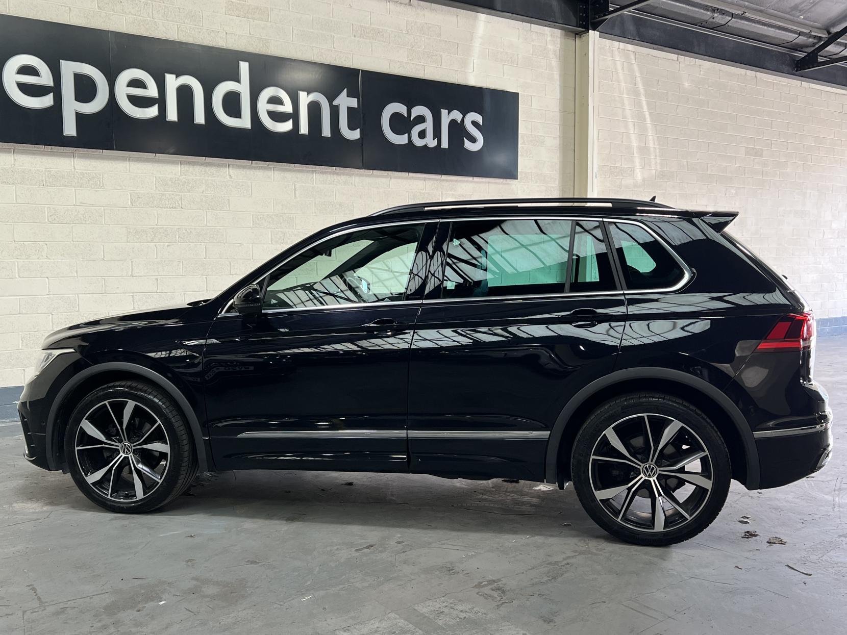 Volkswagen Tiguan 1.5 TSI R-Line SUV 5dr Petrol DSG Euro 6 (s/s) (150 ps)