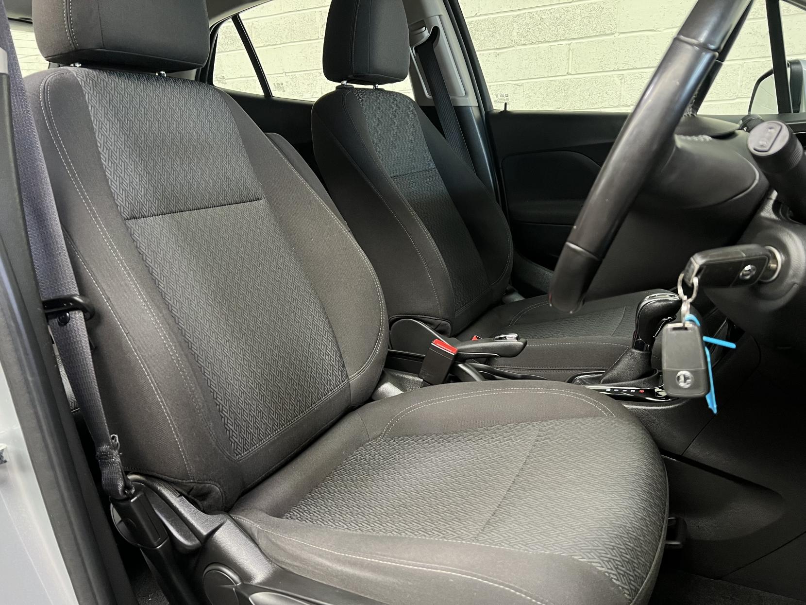 Vauxhall Mokka X 1.4i Turbo Design Nav SUV 5dr Petrol Auto Euro 6 (140 ps)