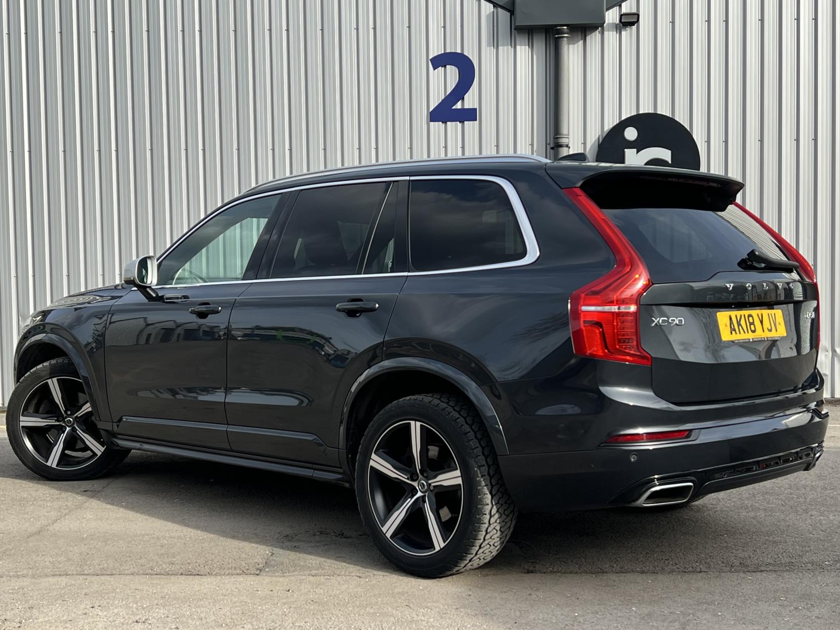 Volvo XC90 2.0 D5 PowerPulse R-Design SUV 5dr Diesel Auto 4WD Euro 6 (s/s) (235 ps)