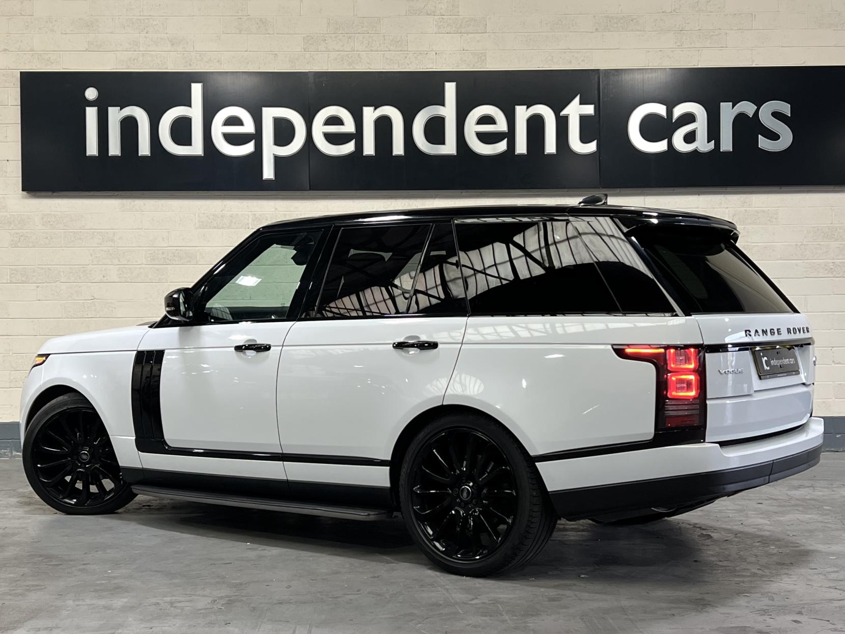 Land Rover Range Rover 3.0 TD V6 Vogue SUV 5dr Diesel Auto 4WD Euro 6 (s/s) (258 ps)