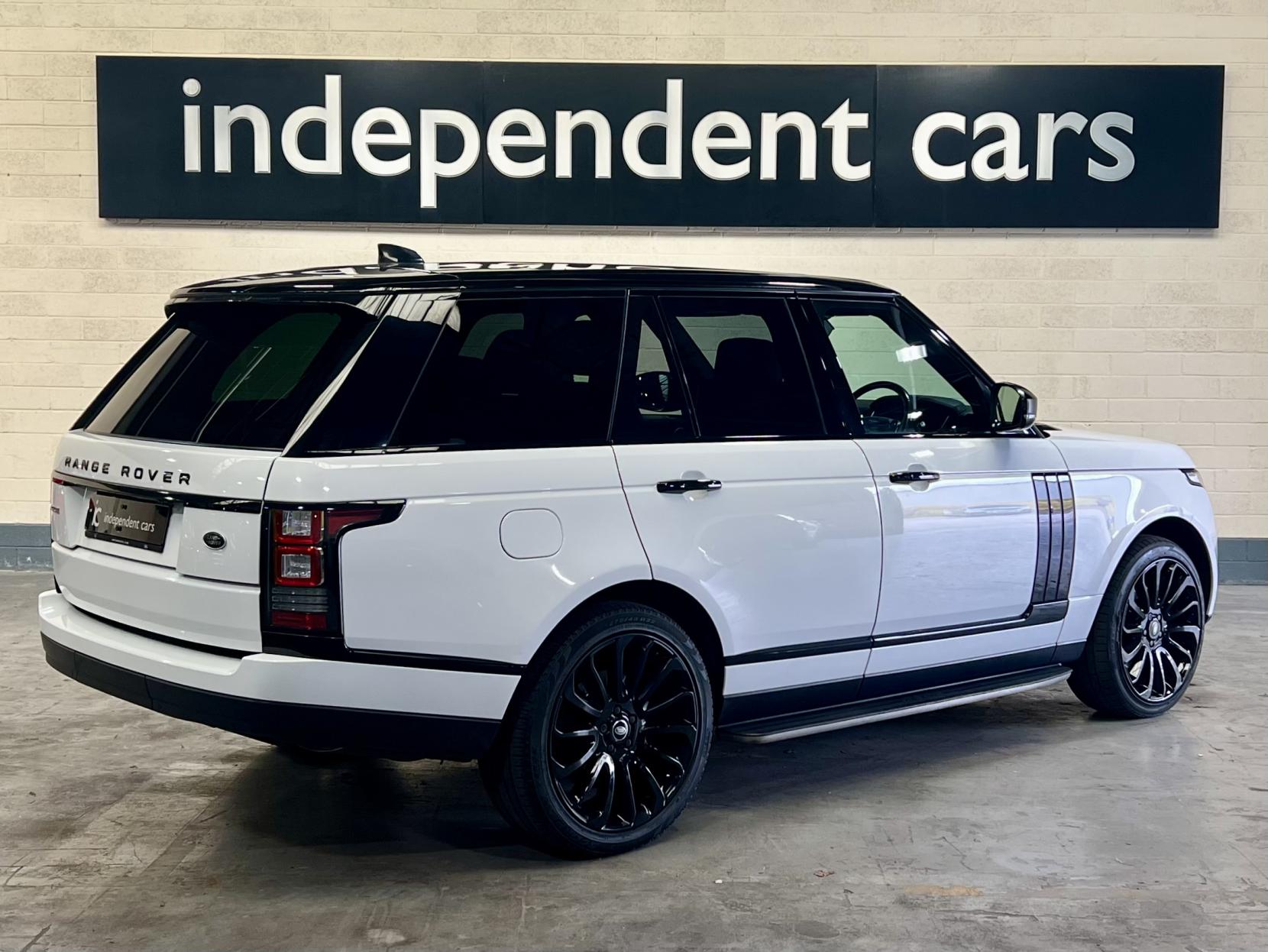 Land Rover Range Rover 3.0 TD V6 Vogue SUV 5dr Diesel Auto 4WD Euro 6 (s/s) (258 ps)