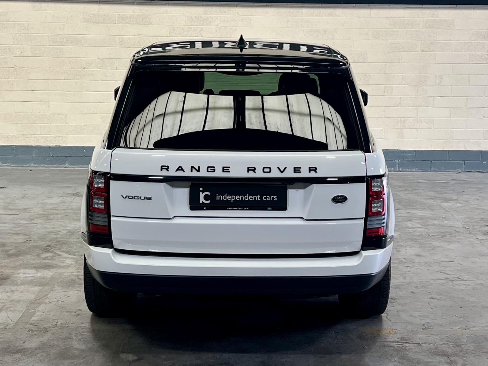 Land Rover Range Rover 3.0 TD V6 Vogue SUV 5dr Diesel Auto 4WD Euro 6 (s/s) (258 ps)