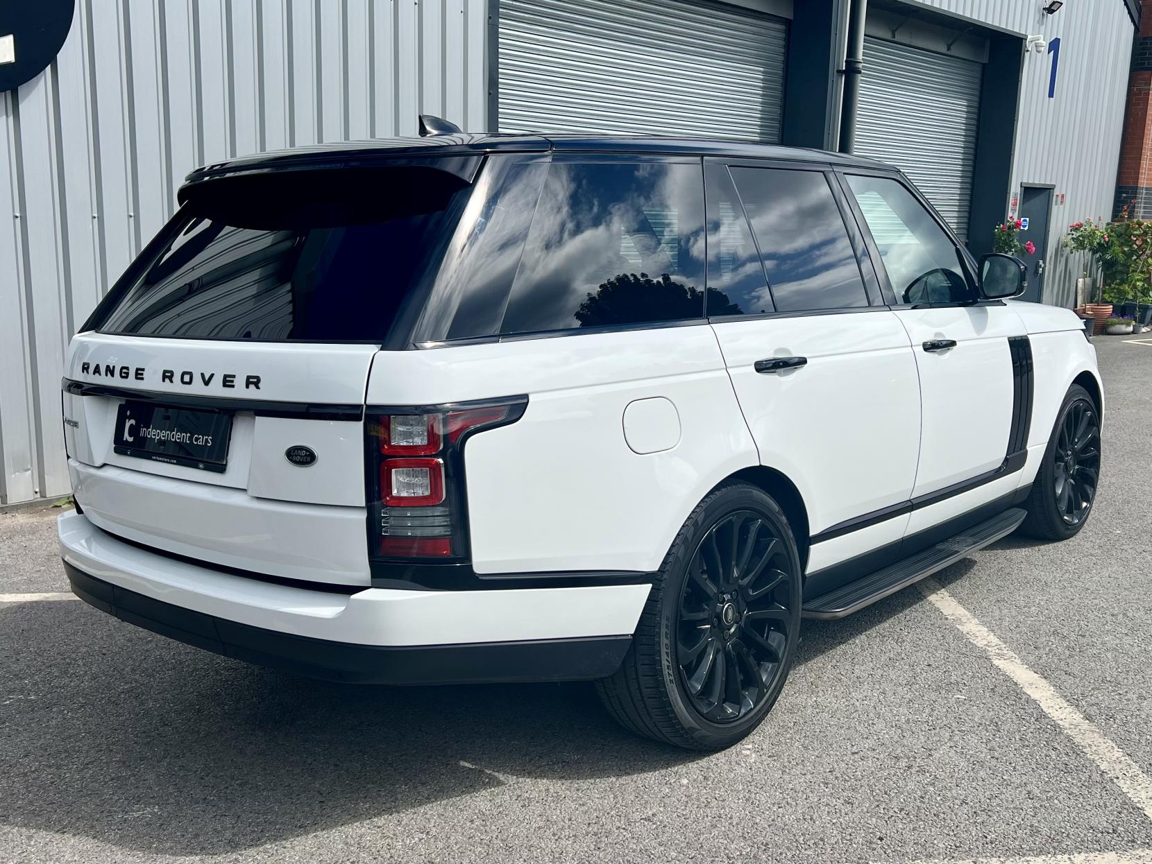 Land Rover Range Rover 3.0 TD V6 Vogue SUV 5dr Diesel Auto 4WD Euro 6 (s/s) (258 ps)