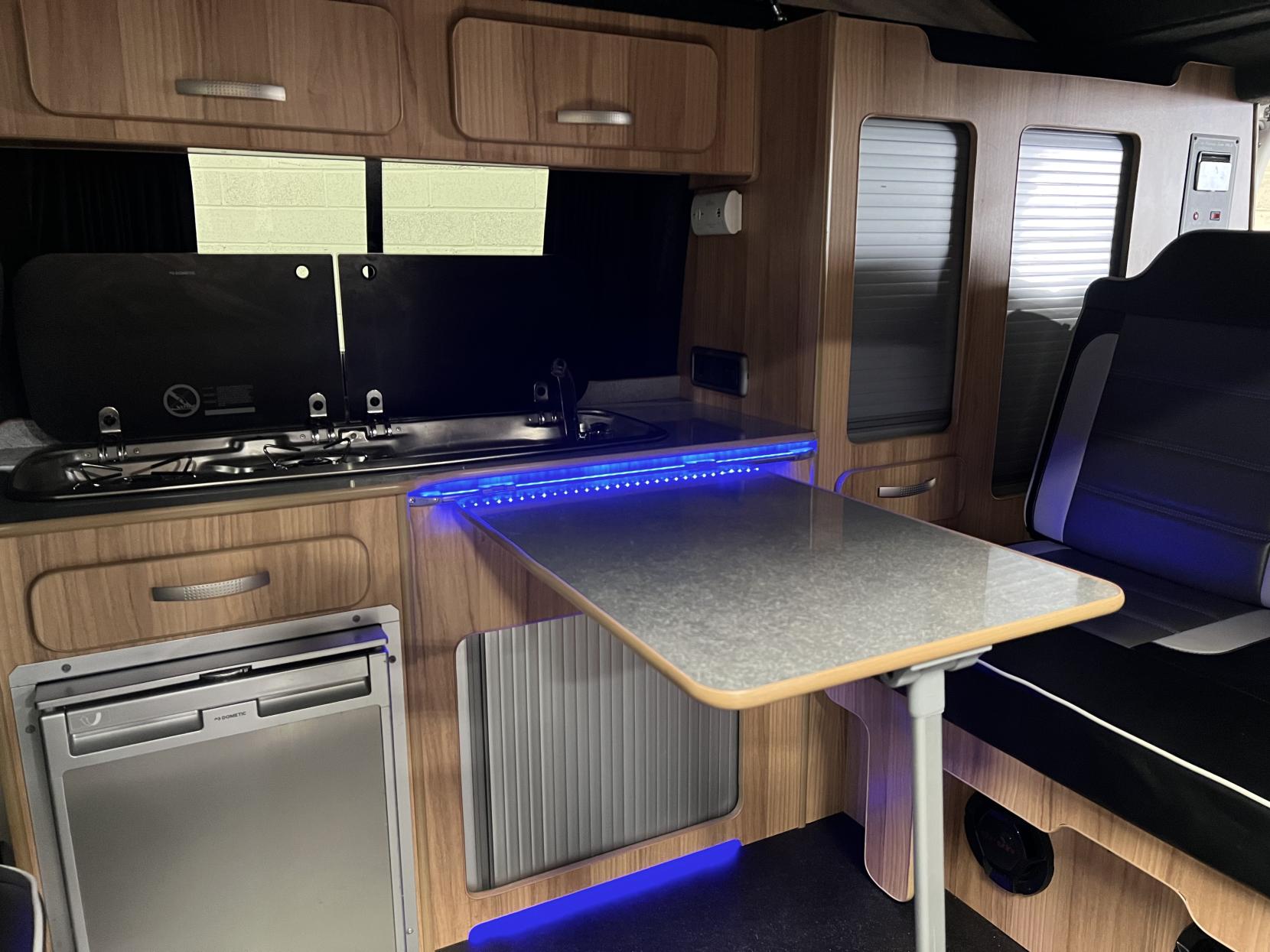 Volkswagen Campervan T28 2.0 TDI Bluemotion Technology