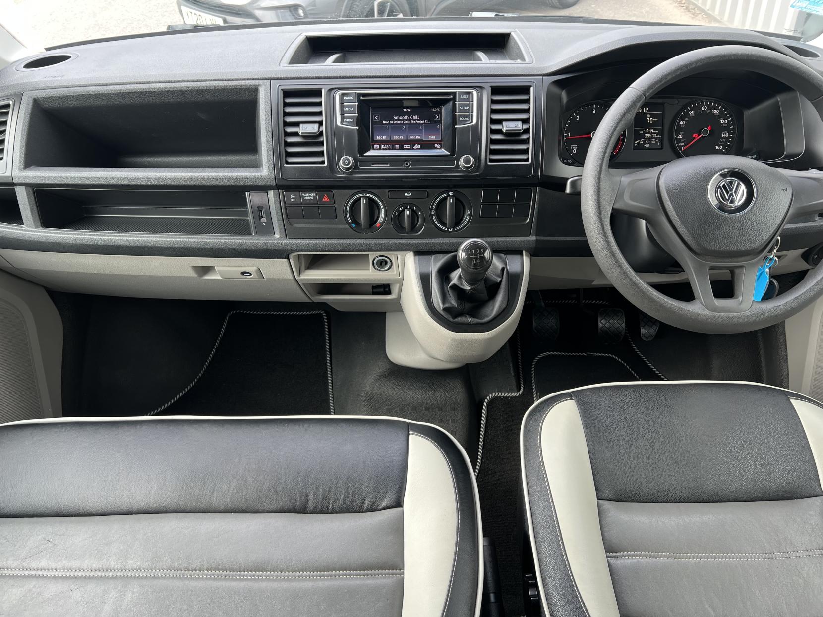 Volkswagen Campervan T28 2.0 TDI Bluemotion Technology