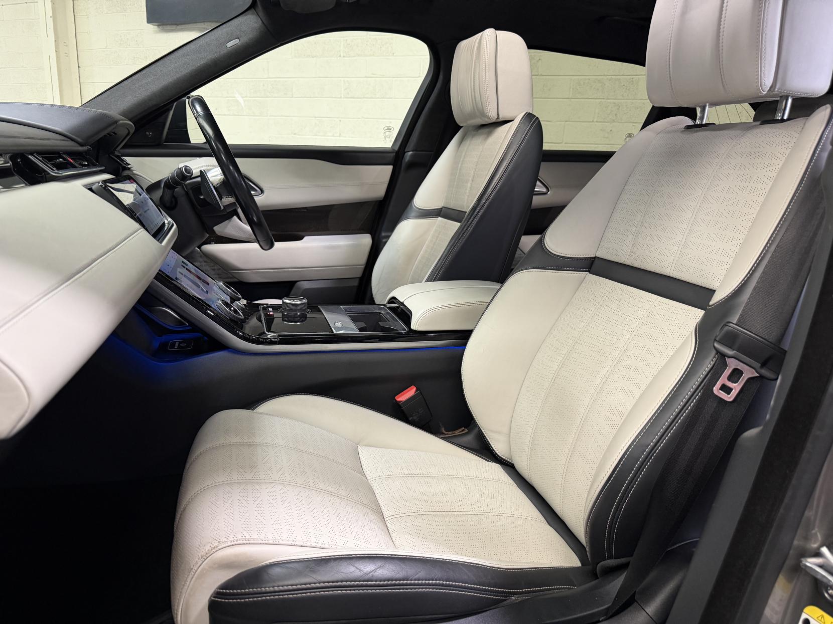 Land Rover Range Rover Velar 3.0 SD6 V6 First Edition SUV 5dr Diesel Auto 4WD Euro 6 (s/s) (300 ps)