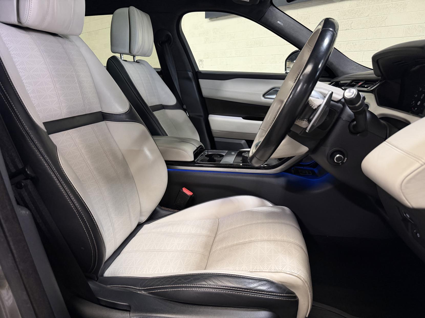 Land Rover Range Rover Velar 3.0 SD6 V6 First Edition SUV 5dr Diesel Auto 4WD Euro 6 (s/s) (300 ps)