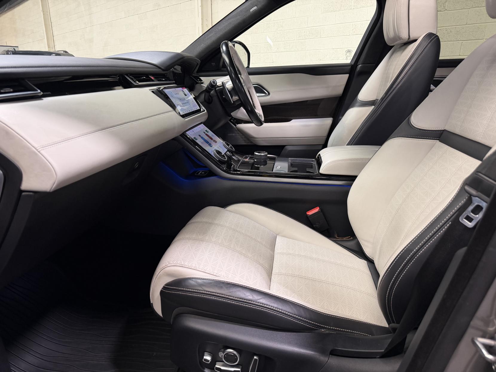 Land Rover Range Rover Velar 3.0 SD6 V6 First Edition SUV 5dr Diesel Auto 4WD Euro 6 (s/s) (300 ps)