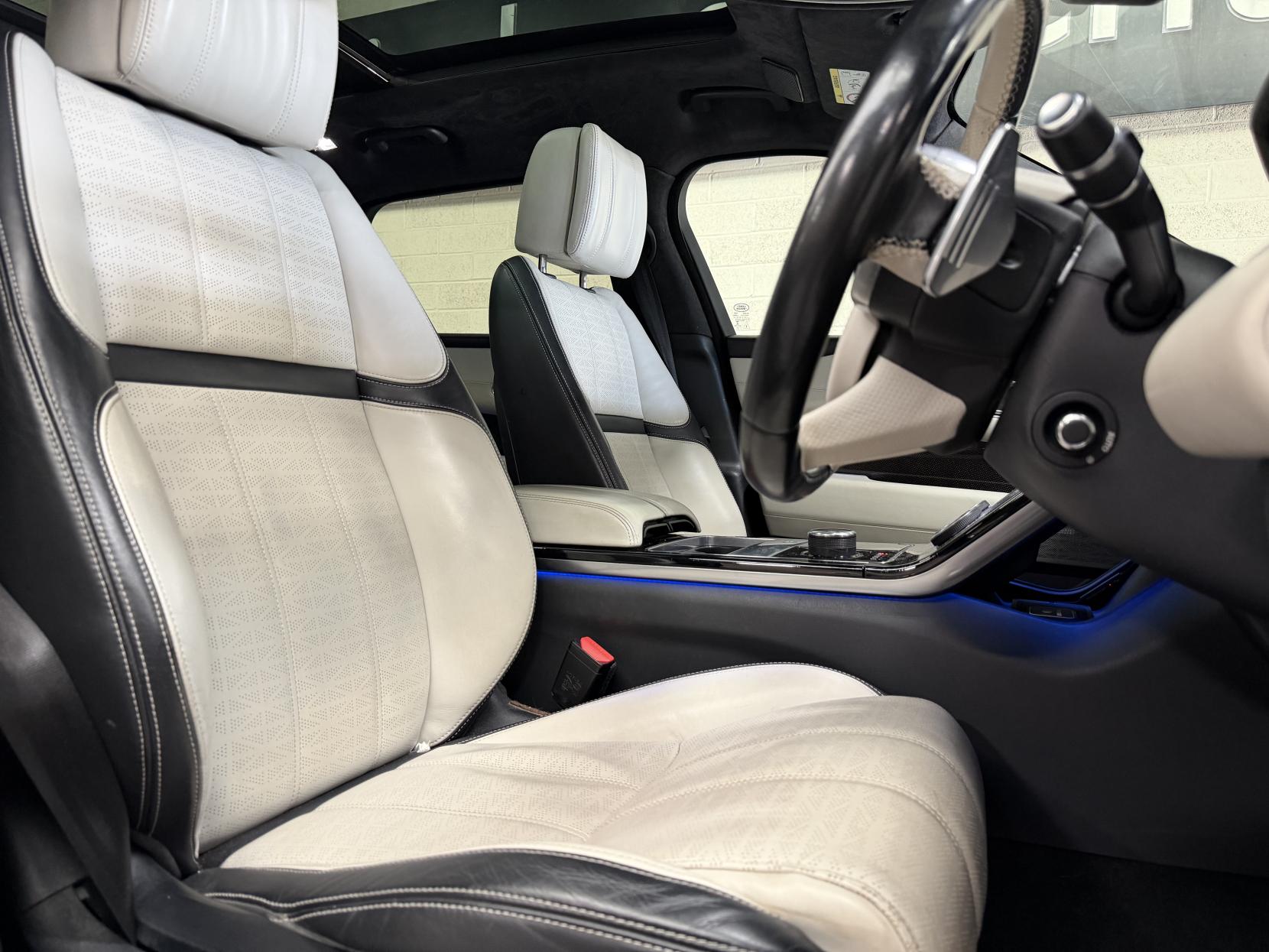 Land Rover Range Rover Velar 3.0 SD6 V6 First Edition SUV 5dr Diesel Auto 4WD Euro 6 (s/s) (300 ps)