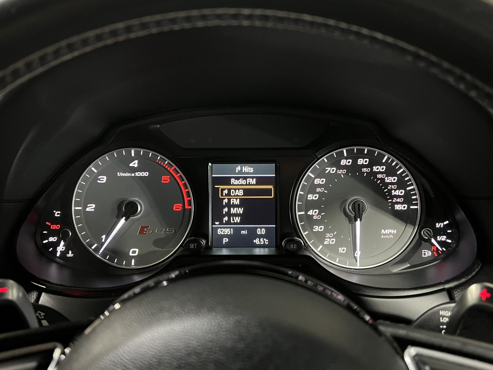 Audi SQ5 3.0 BiTDI V6 SUV 5dr Diesel Tiptronic quattro Euro 5 (s/s) (313 ps)