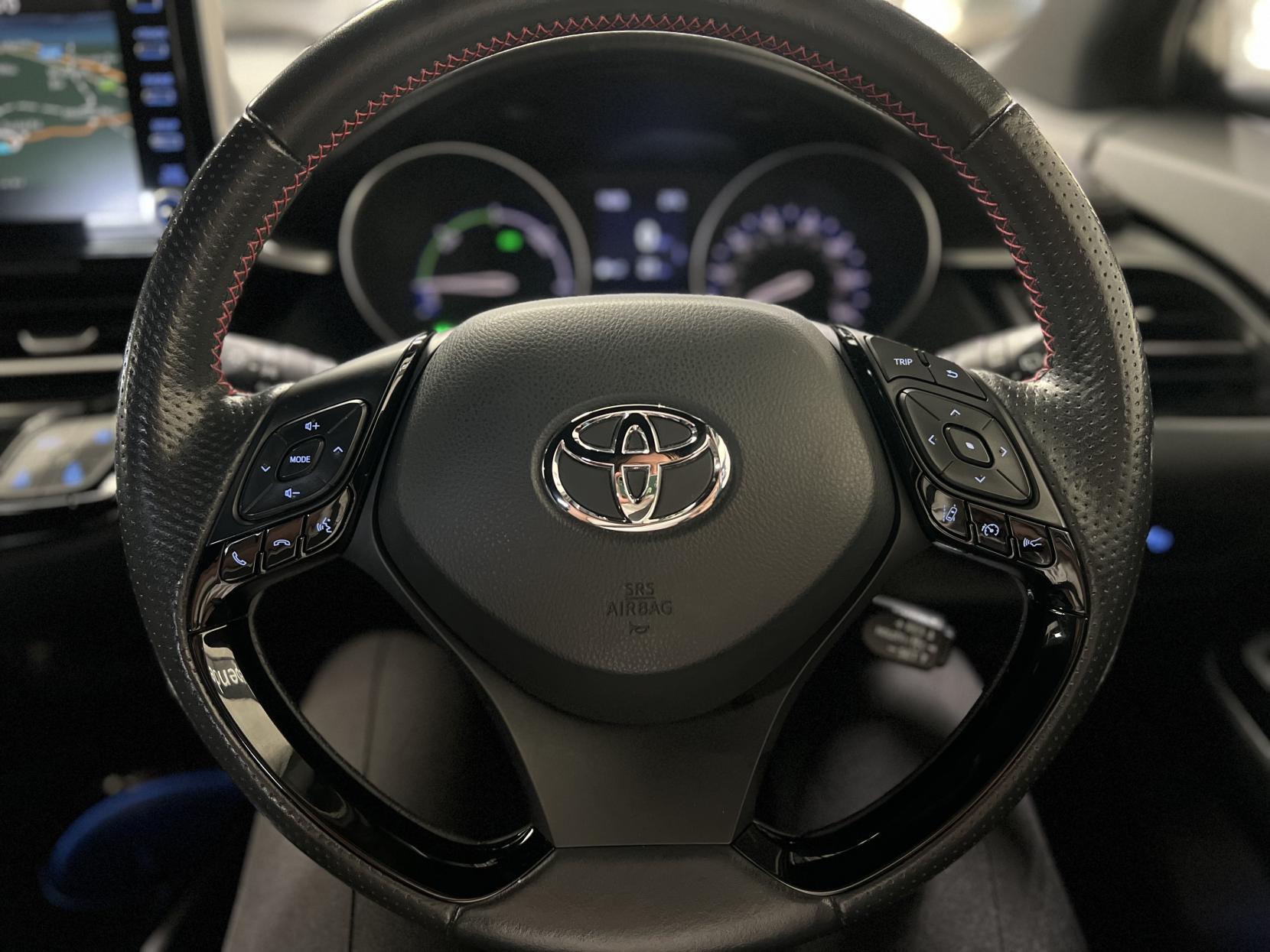Toyota C-HR 2.0 VVT-h GR SPORT SUV 5dr Petrol Hybrid CVT Euro 6 (s/s) (184 ps)