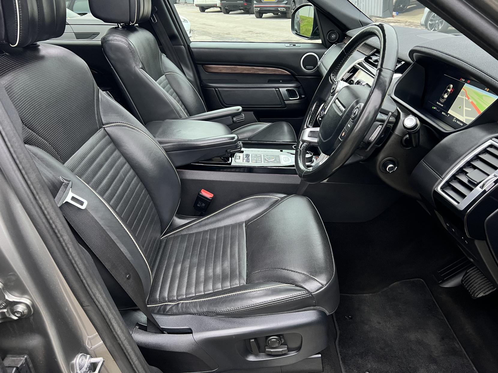 Land Rover Discovery 3.0 TD V6 HSE Luxury SUV 5dr Diesel Auto 4WD Euro 6 (s/s) (258 ps)