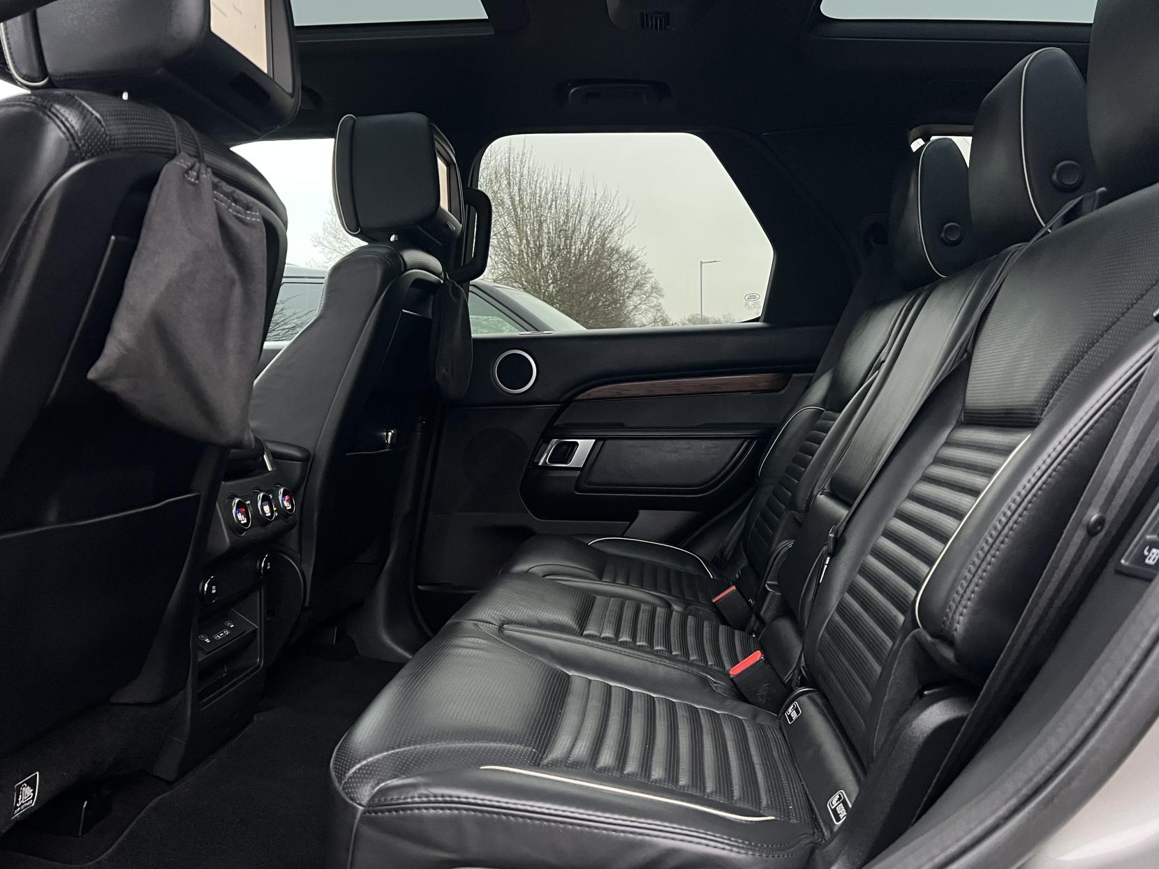 Land Rover Discovery 3.0 TD V6 HSE Luxury SUV 5dr Diesel Auto 4WD Euro 6 (s/s) (258 ps)