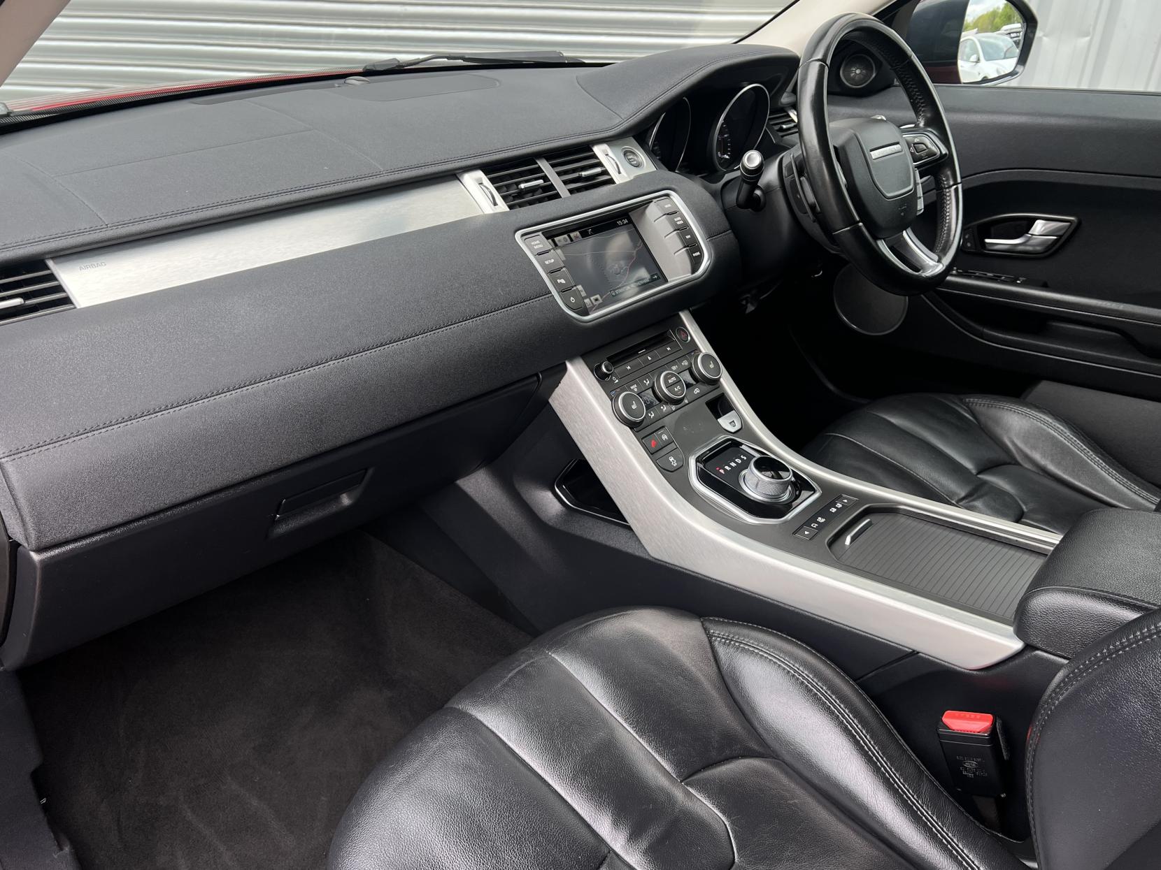 Land Rover Range Rover Evoque 2.2 SD4 Pure Tech SUV 5dr Diesel Auto 4WD Euro 5 (s/s) (190 ps)