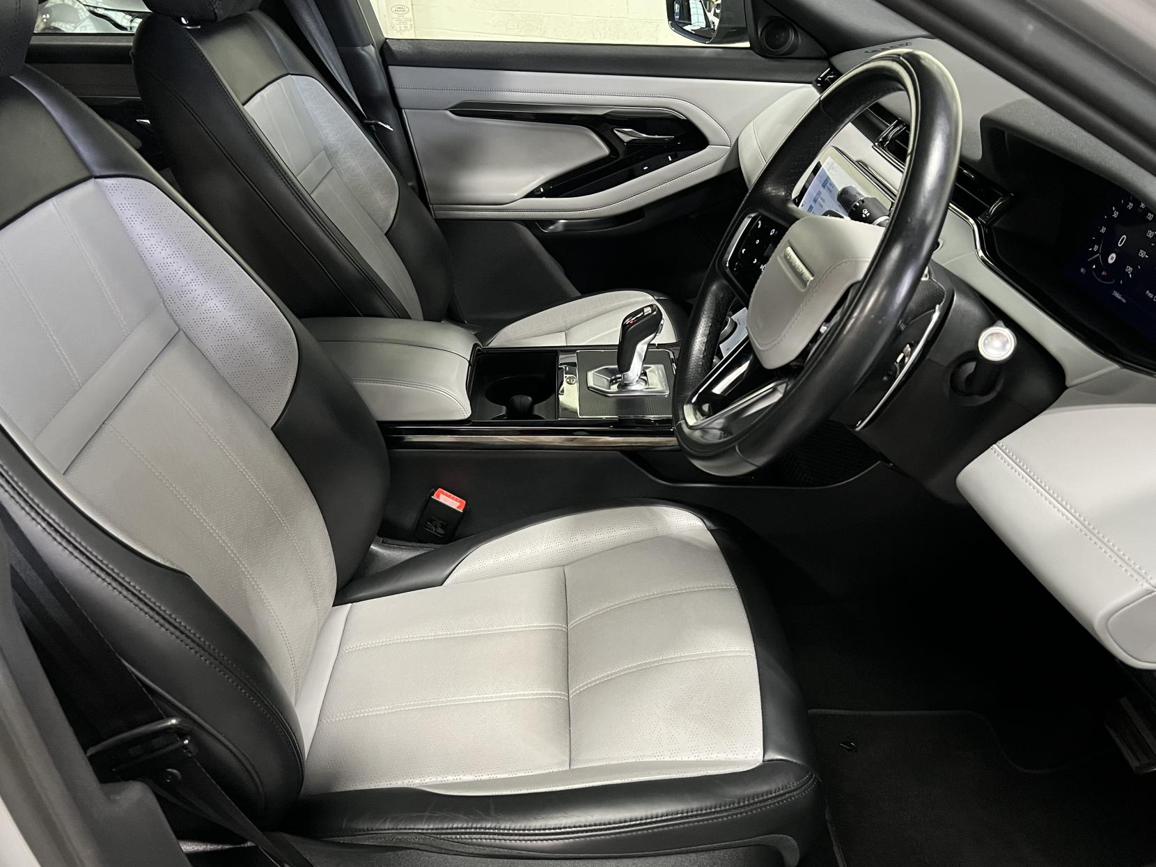 Land Rover Range Rover Evoque 1.5 P300e 12.2kWh R-Dynamic HSE SUV 5dr Petrol Plug-in Hybrid Auto 4WD Euro 6 (s/s) (309 ps)