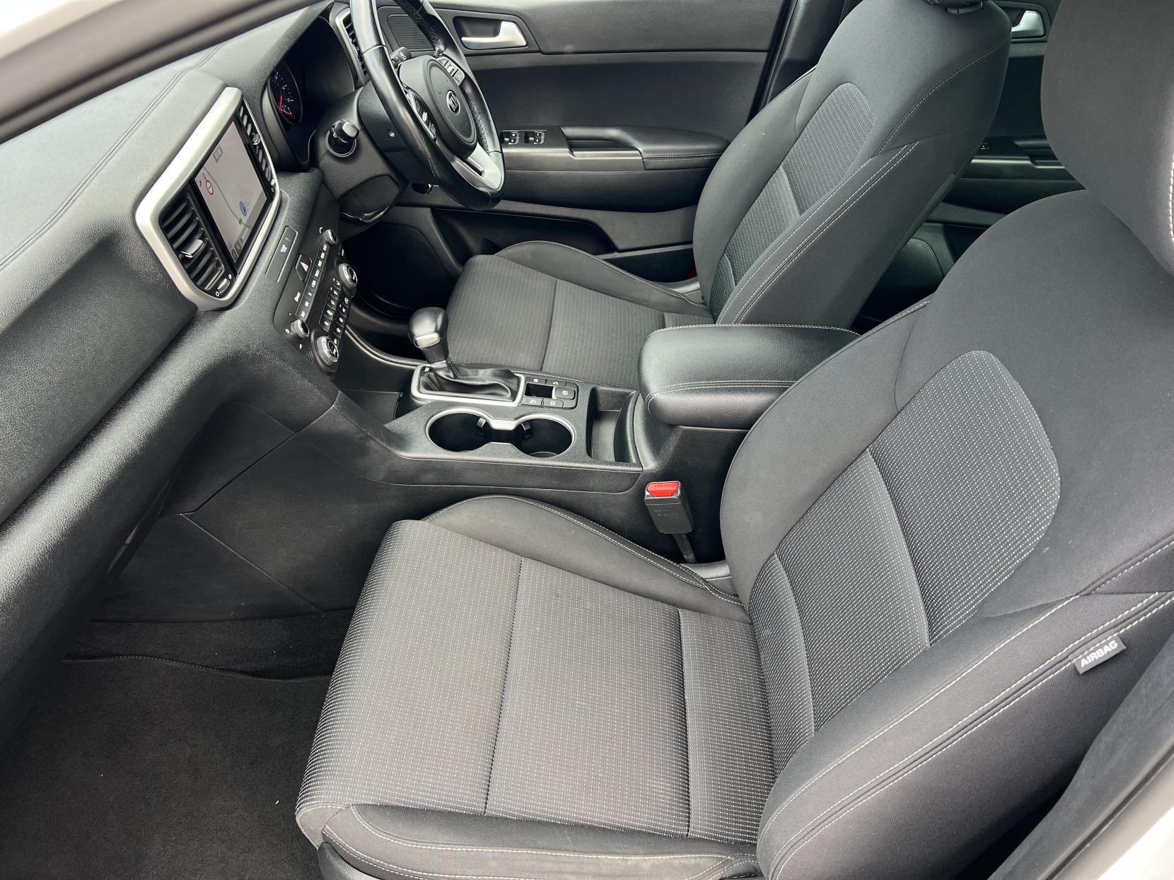 Kia Sportage 1.6 CRDi MHEV 2 SUV 5dr Diesel Hybrid DCT Euro 6 (s/s) (134 bhp)