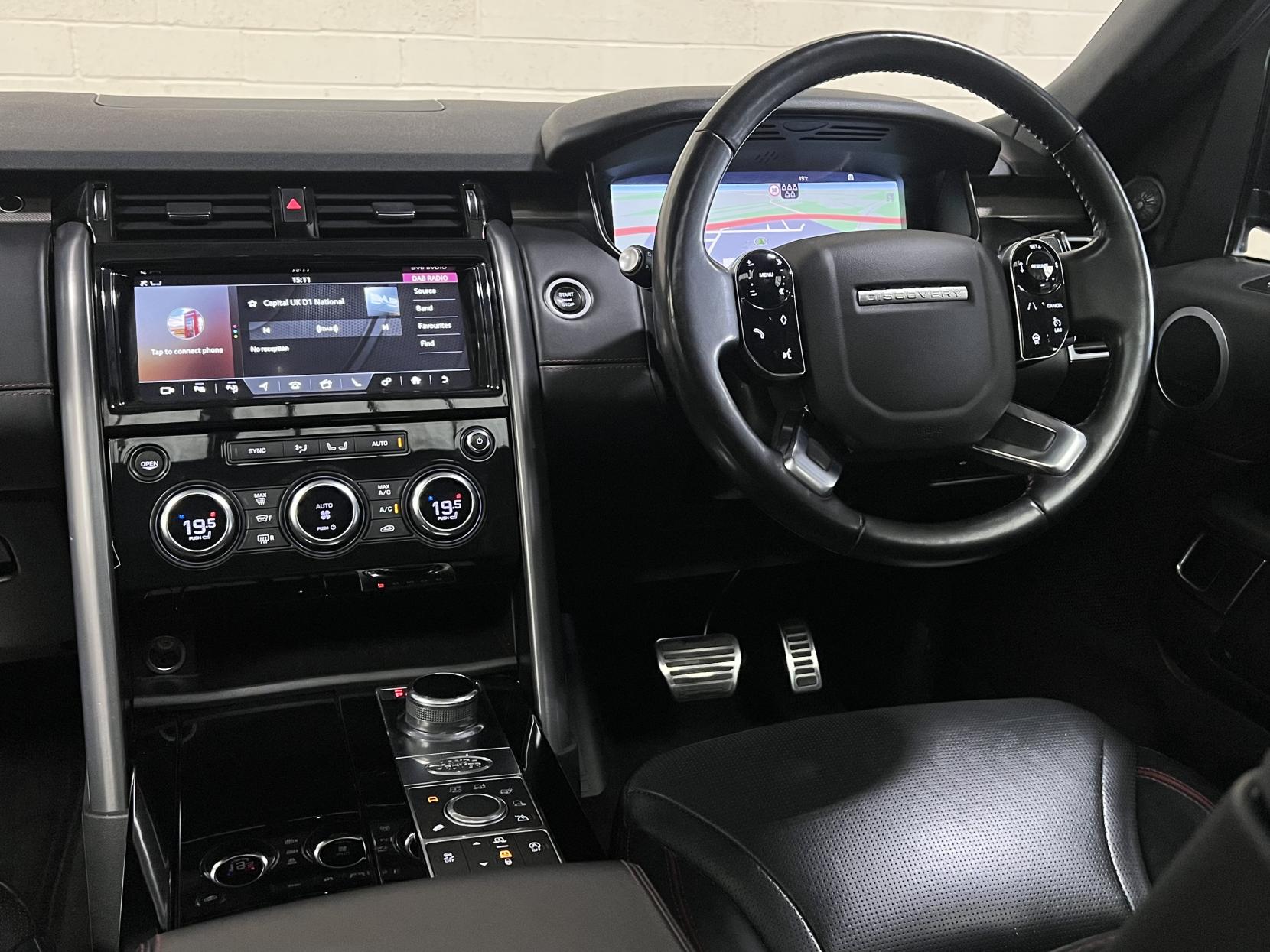 Land Rover Discovery 3.0 SD V6 HSE SUV 5dr Diesel Auto 4WD Euro 6 (s/s) (306 ps)