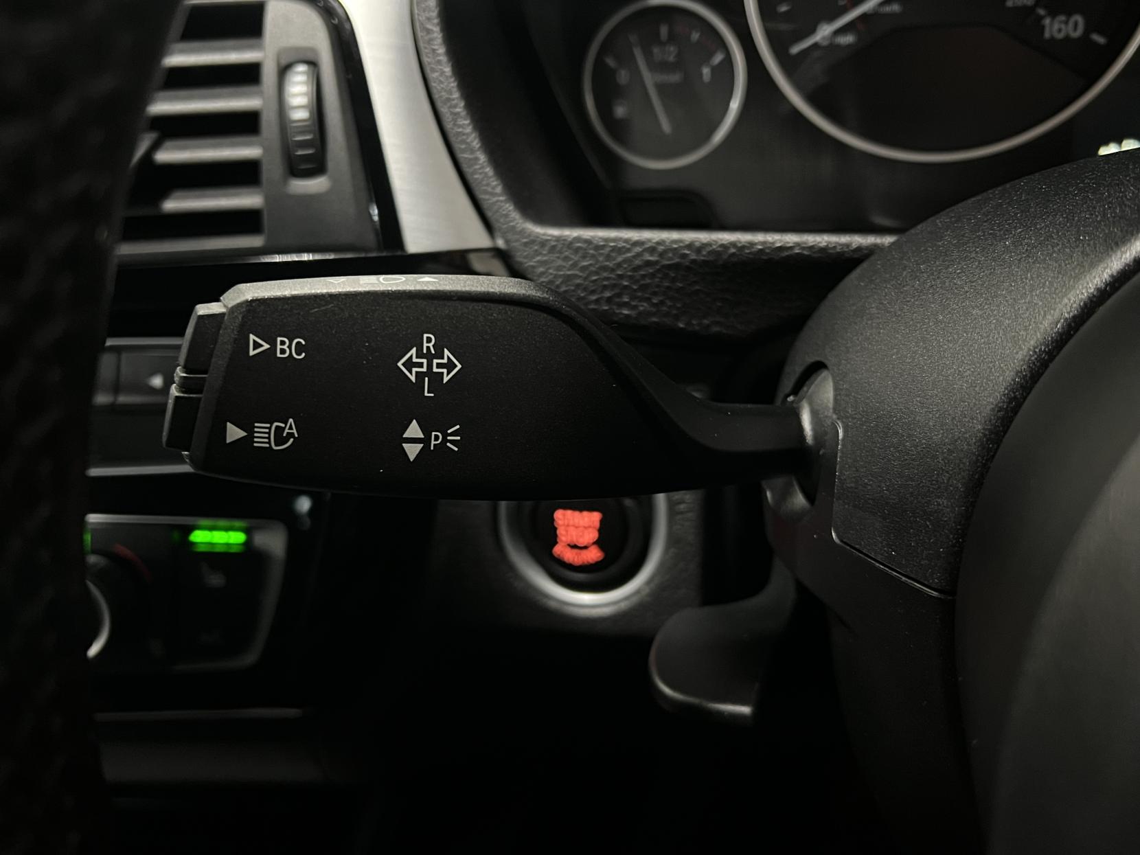 BMW 3 Series 2.0 320d M Sport Shadow Edition Touring 5dr Diesel Auto xDrive Euro 6 (s/s) (190 ps)