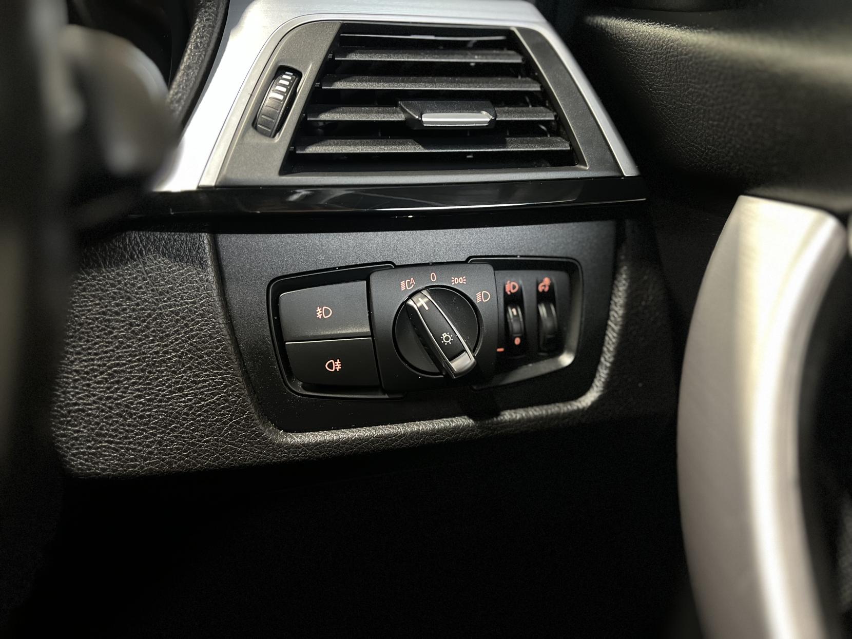 BMW 3 Series 2.0 320d M Sport Shadow Edition Touring 5dr Diesel Auto xDrive Euro 6 (s/s) (190 ps)