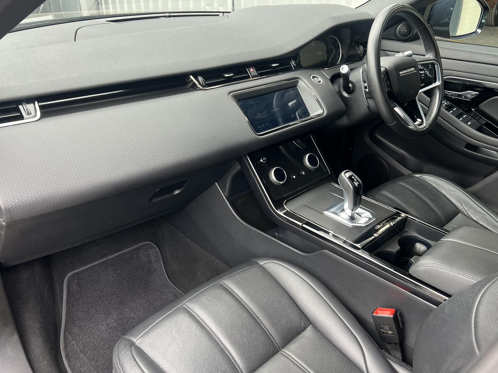 Land Rover Range Rover Evoque 1.5 P300e 12.2kWh R-Dynamic S SUV 5dr Petrol Plug-in Hybrid Auto 4WD Euro 6 (s/s) (309 ps)