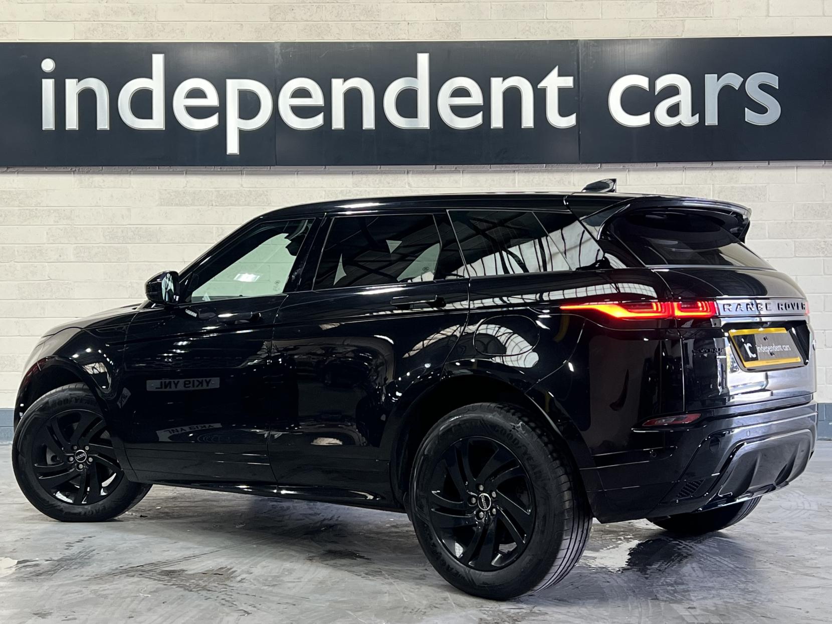 Land Rover Range Rover Evoque 1.5 P300e 12.2kWh R-Dynamic S SUV 5dr Petrol Plug-in Hybrid Auto 4WD Euro 6 (s/s) (309 ps)