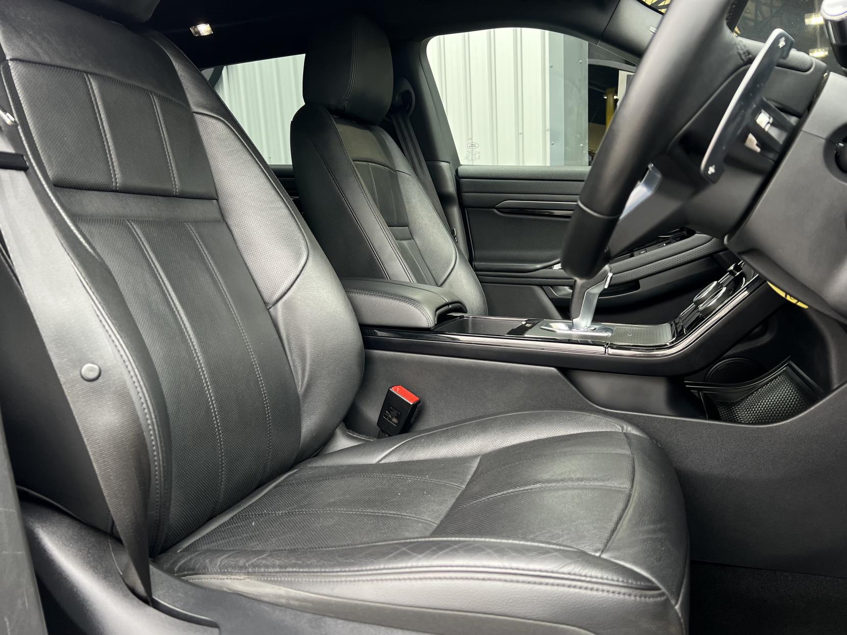Land Rover Range Rover Evoque 1.5 P300e 12.2kWh R-Dynamic S SUV 5dr Petrol Plug-in Hybrid Auto 4WD Euro 6 (s/s) (309 ps)