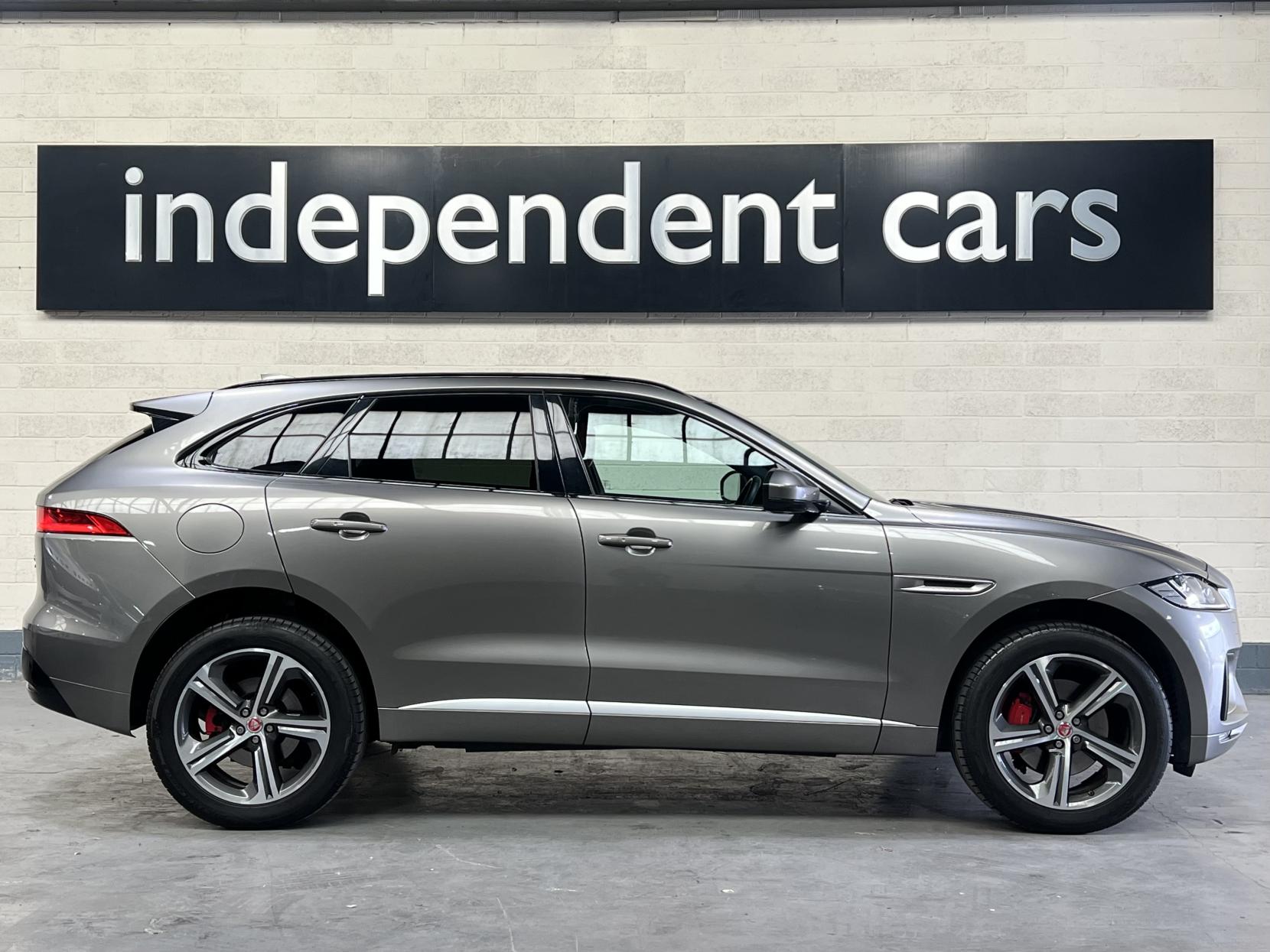 Jaguar F-PACE 3.0 D300 V6 S SUV 5dr Diesel Auto AWD Euro 6 (s/s) (300 ps)