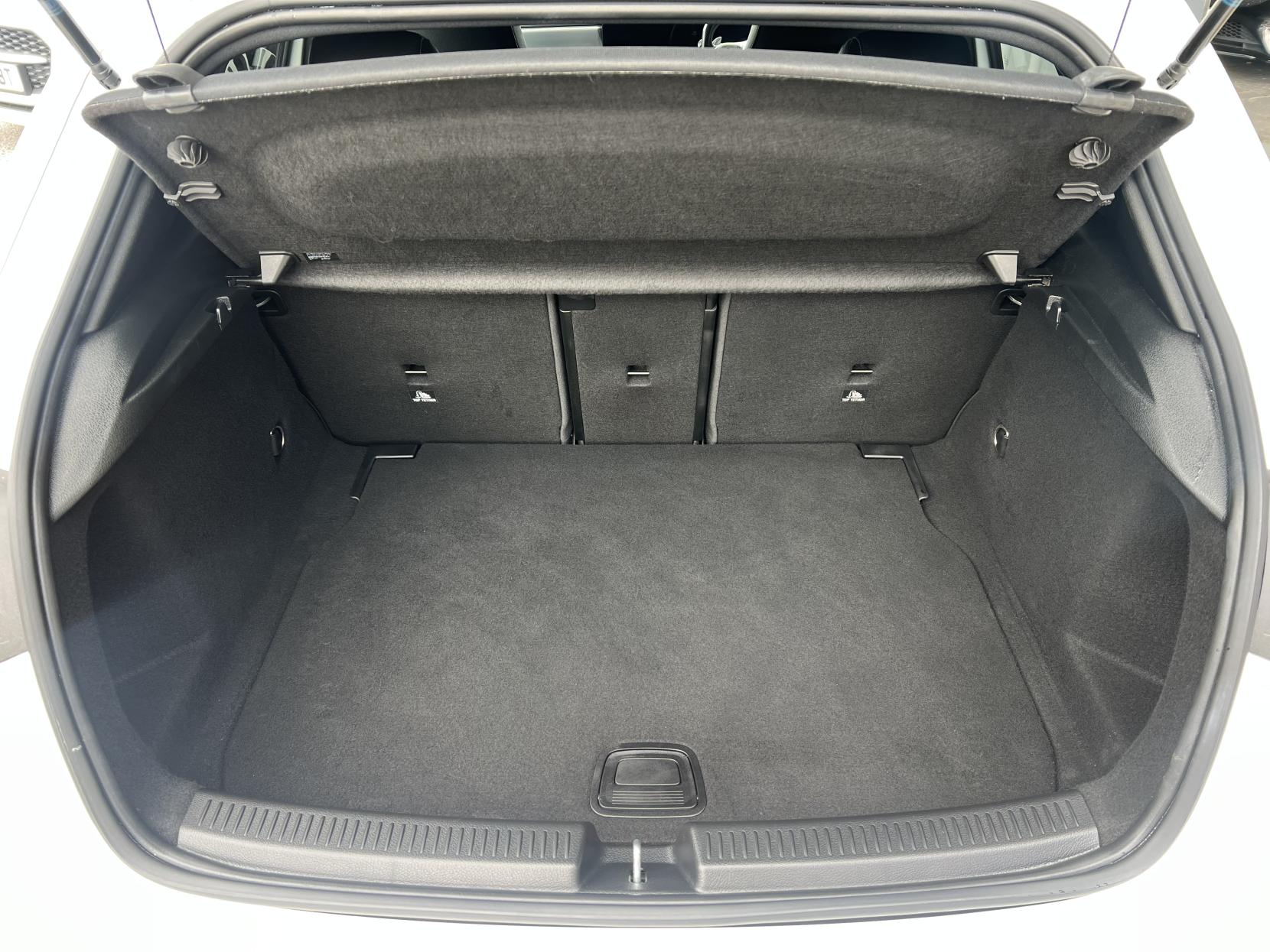 Mercedes-Benz A Class 2.0 A35 AMG Edition (Premium) Hatchback 5dr Petrol 7G-DCT 4MATIC Euro 6 (s/s) (306 ps)
