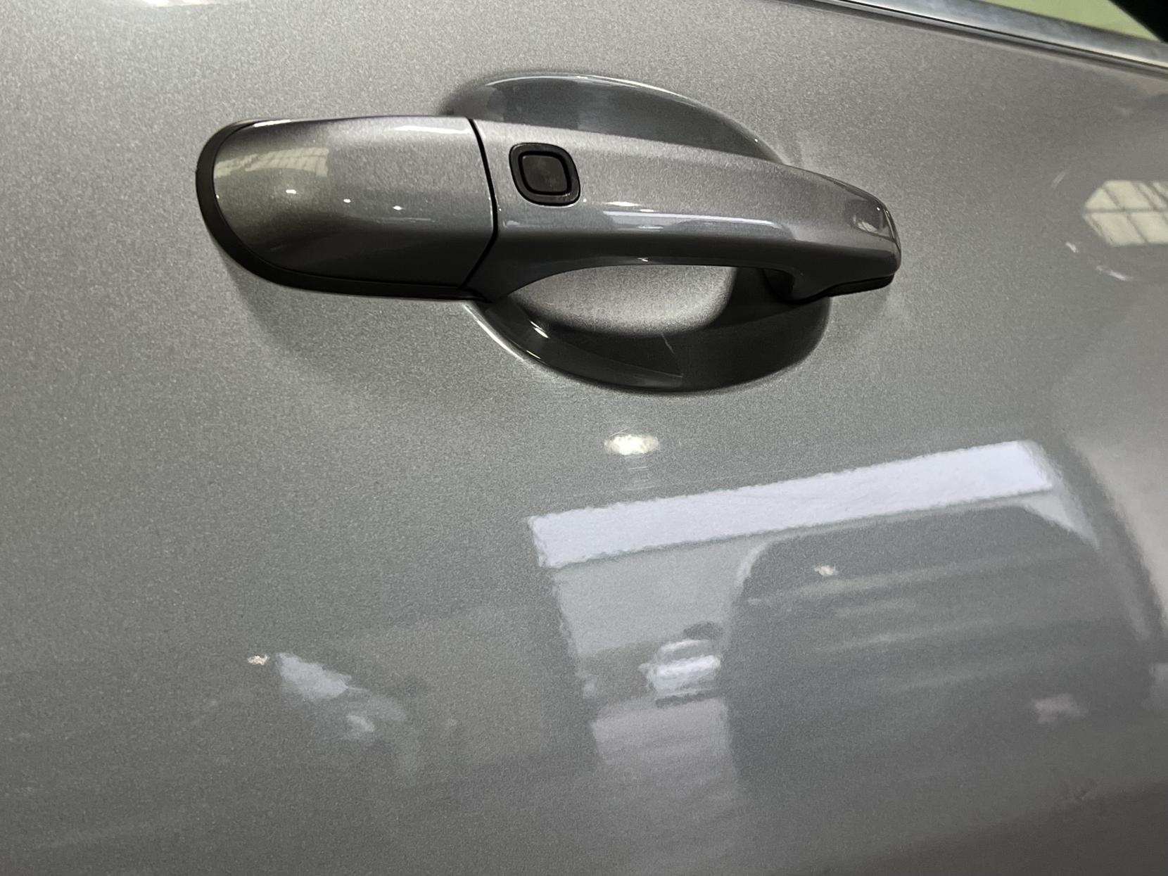 Jaguar XF 2.2d Premium Luxury Saloon 4dr Diesel Auto Euro 5 (s/s) (200 ps)