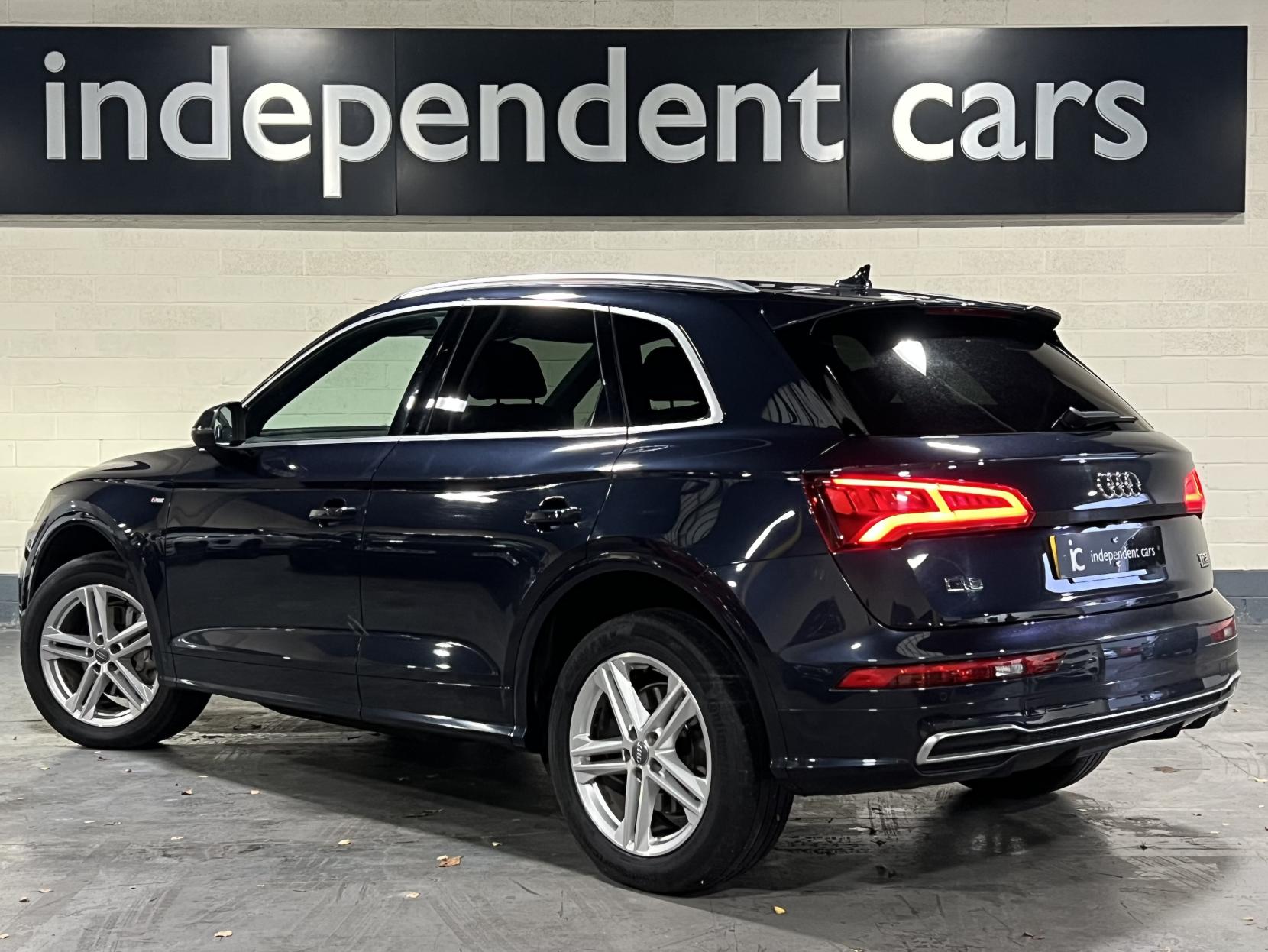 Audi Q5 2.0 TFSI S line SUV 5dr Petrol S Tronic quattro Euro 6 (s/s) (252 ps)