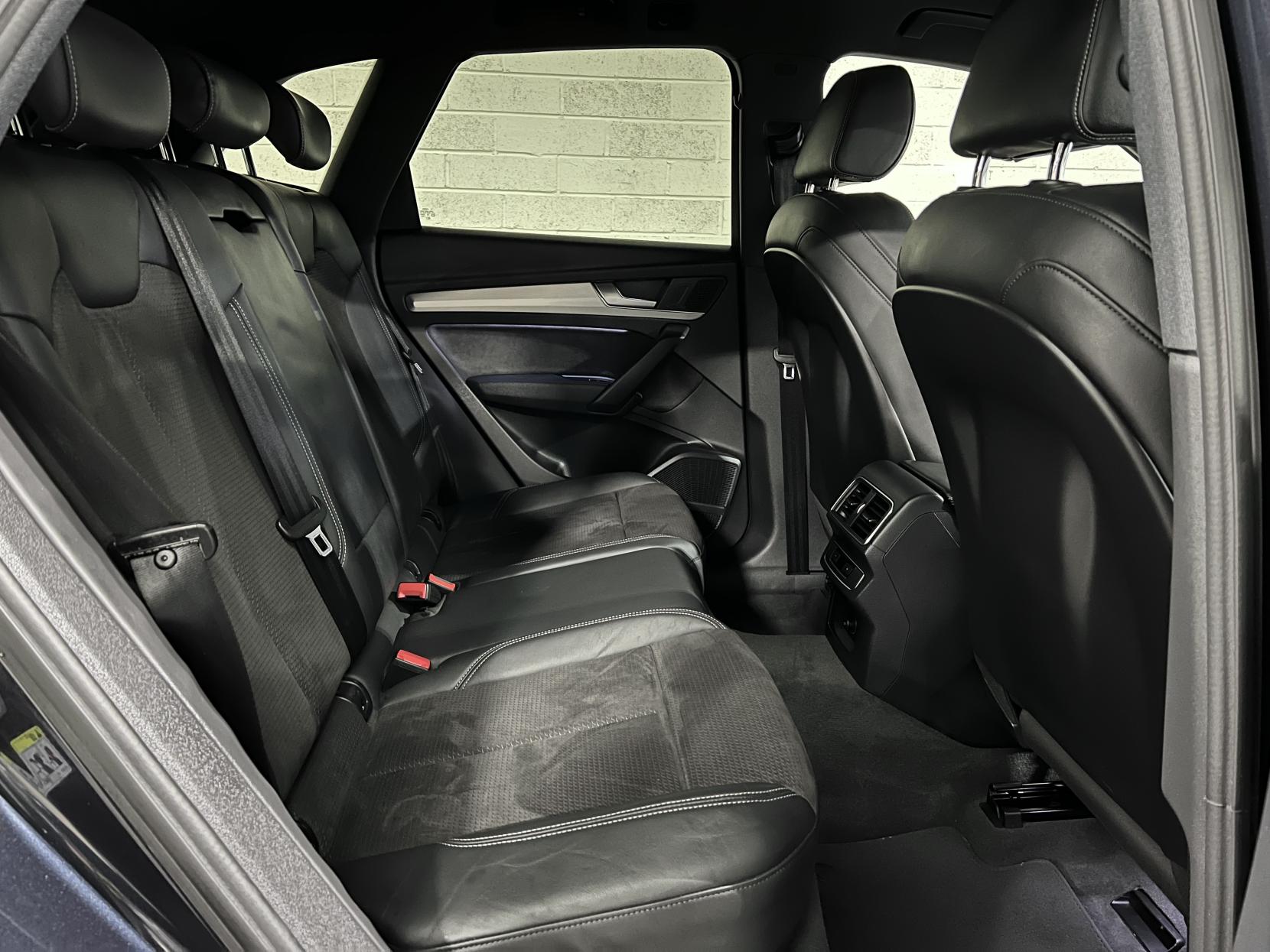 Audi Q5 2.0 TFSI S line SUV 5dr Petrol S Tronic quattro Euro 6 (s/s) (252 ps)