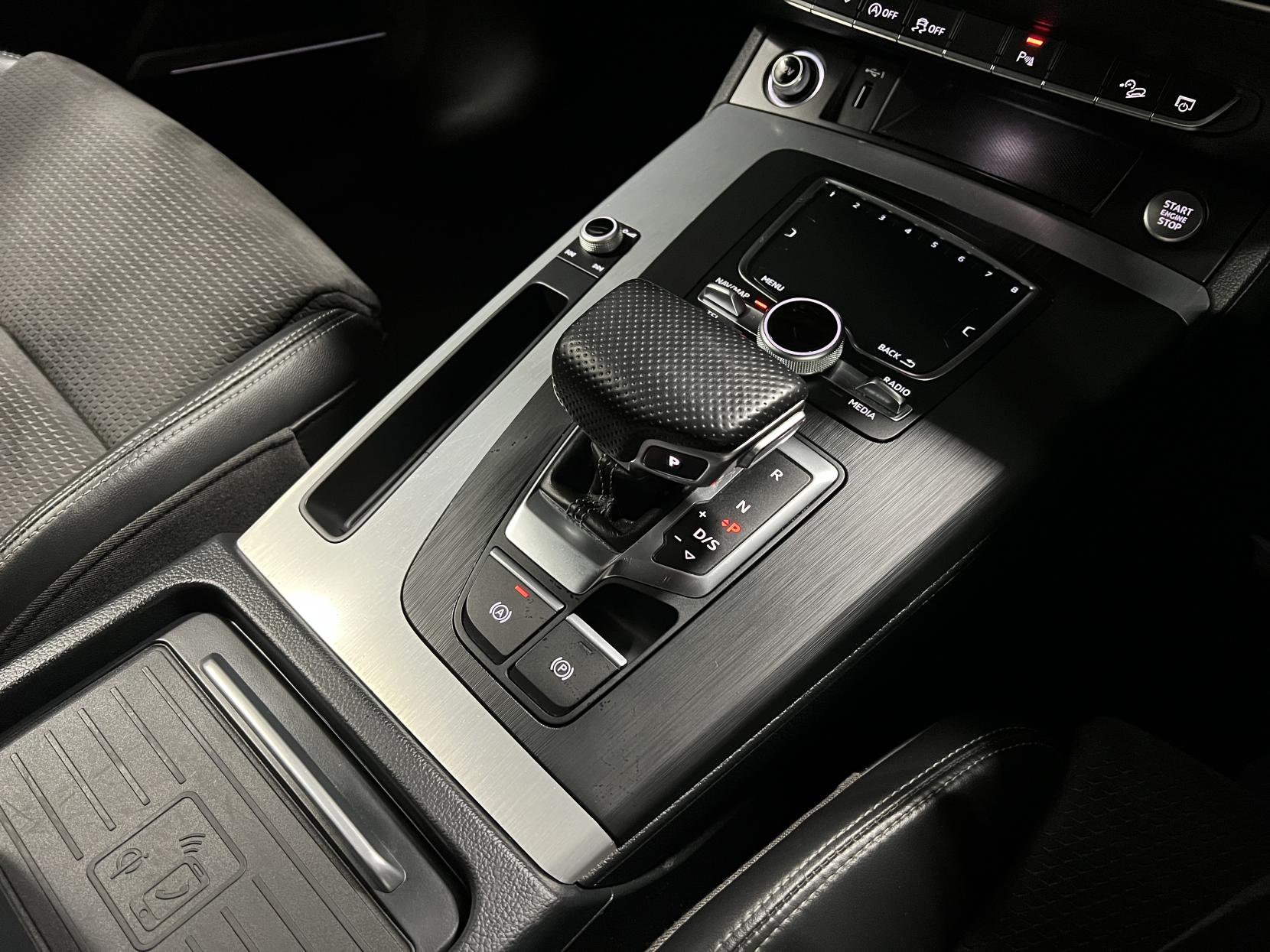 Audi Q5 2.0 TFSI S line SUV 5dr Petrol S Tronic quattro Euro 6 (s/s) (252 ps)