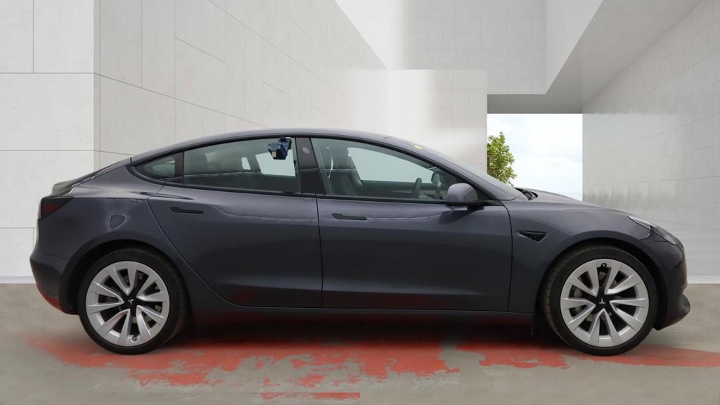 Tesla Model 3 Standard Range Plus Saloon 4dr Electric Auto RWD (241 bhp)