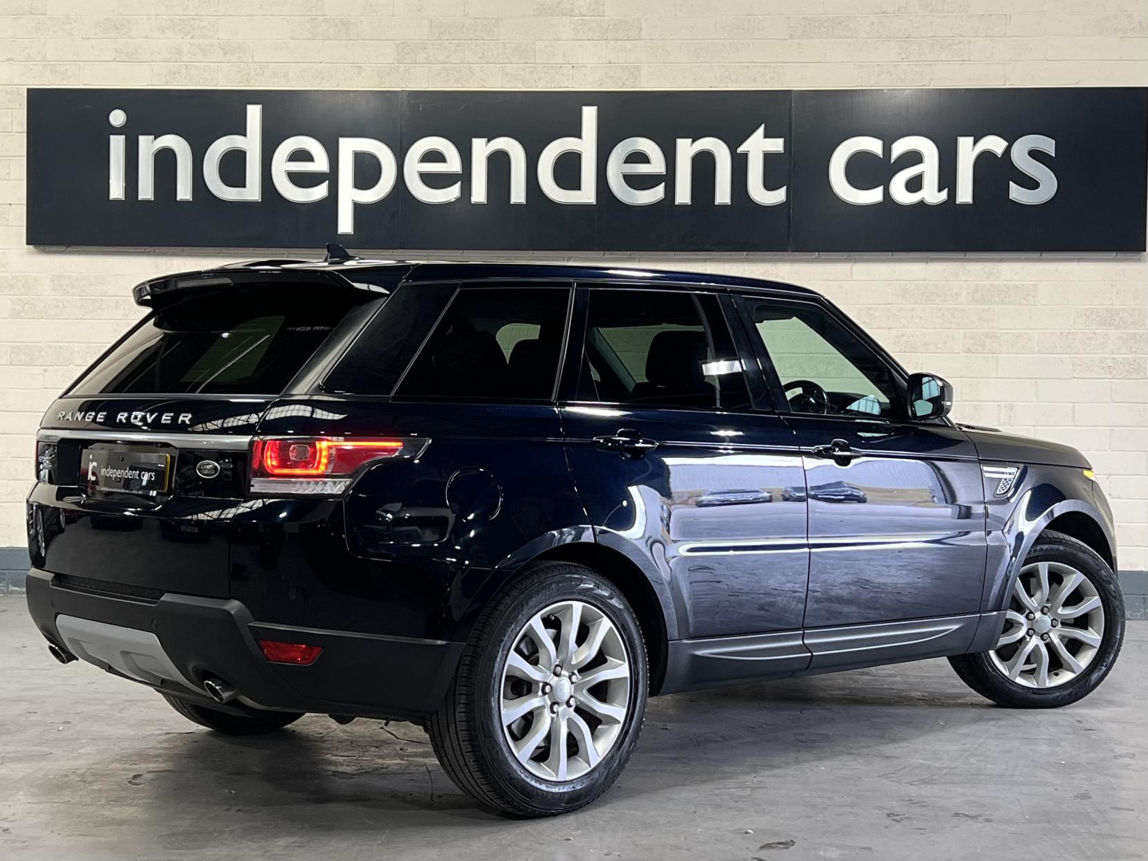 Land Rover Range Rover Sport 3.0 SD V6 HSE SUV 5dr Diesel Auto 4WD Euro 6 (s/s) (306 ps)