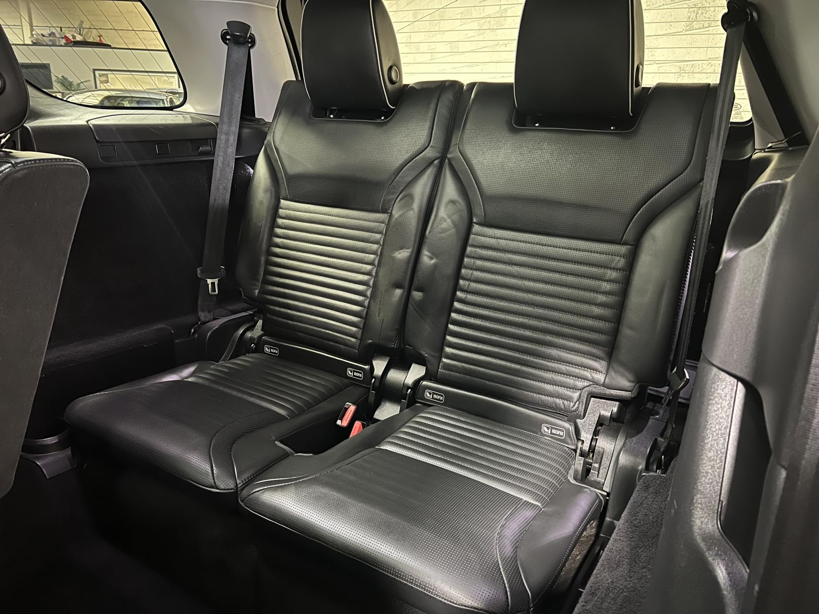 Land Rover Discovery 3.0 TD V6 HSE SUV 5dr Diesel Auto 4WD Euro 6 (s/s) (258 ps)