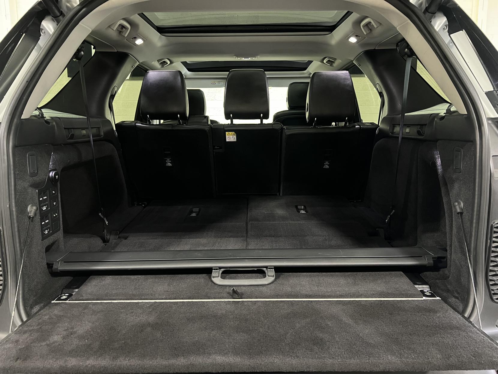 Land Rover Discovery 3.0 TD V6 HSE SUV 5dr Diesel Auto 4WD Euro 6 (s/s) (258 ps)