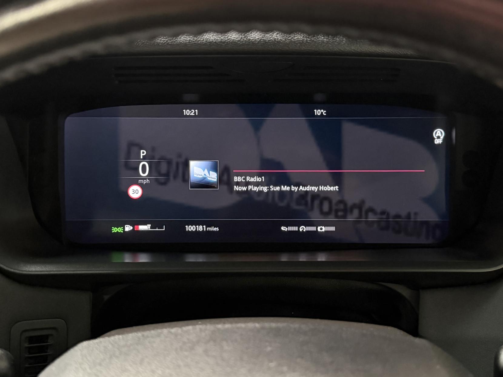 Land Rover Discovery 3.0 TD V6 HSE SUV 5dr Diesel Auto 4WD Euro 6 (s/s) (258 ps)