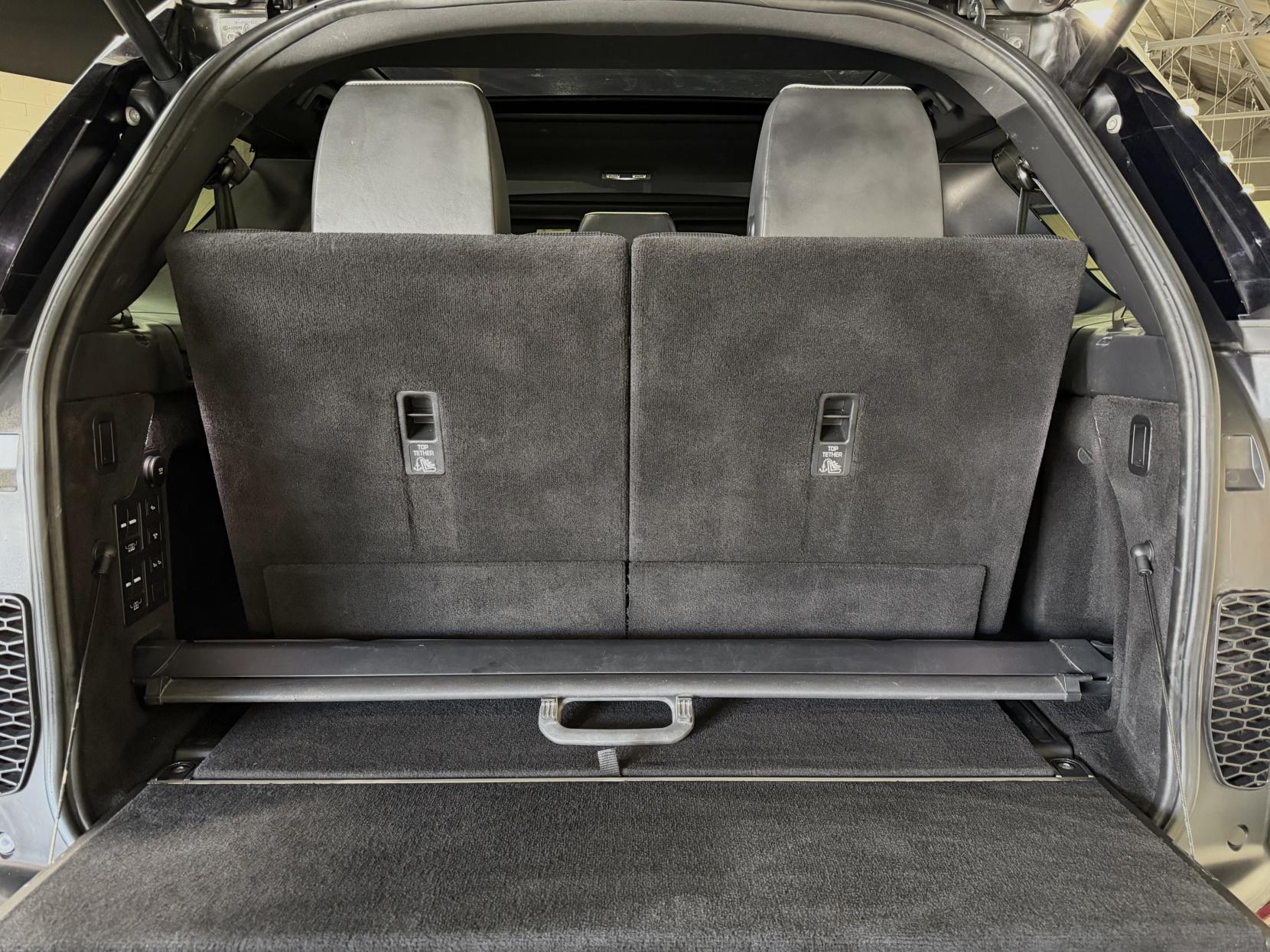 Land Rover Discovery 3.0 TD V6 HSE SUV 5dr Diesel Auto 4WD Euro 6 (s/s) (258 ps)