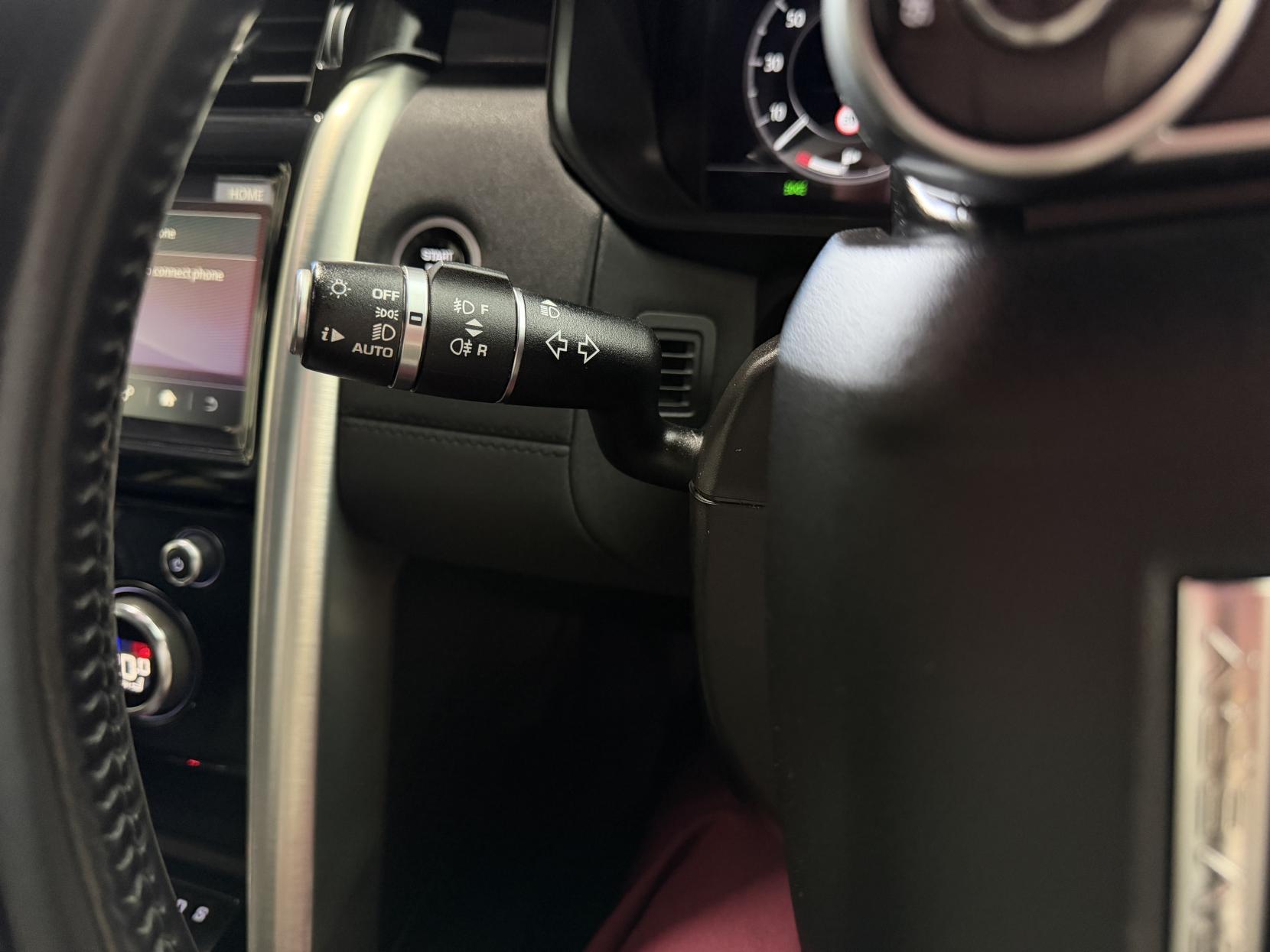 Land Rover Discovery 3.0 TD V6 HSE SUV 5dr Diesel Auto 4WD Euro 6 (s/s) (258 ps)