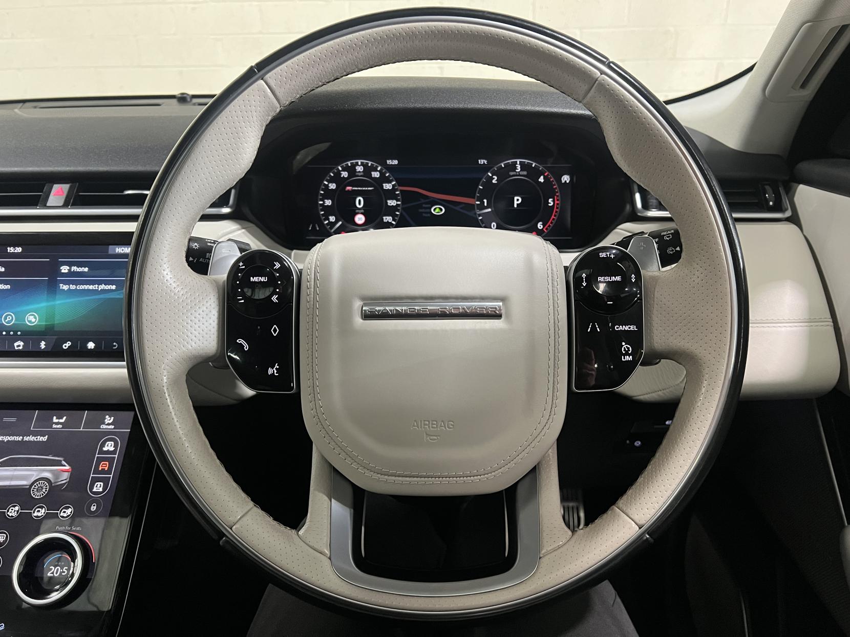 Land Rover Range Rover Velar 3.0 D300 R-Dynamic HSE SUV 5dr Diesel Auto 4WD Euro 6 (s/s) (300 ps)