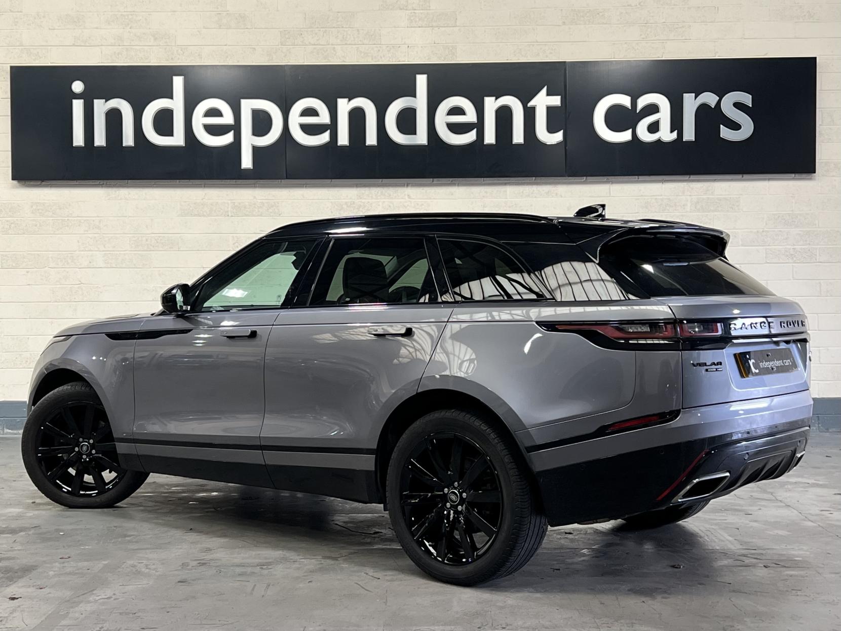 Land Rover Range Rover Velar 3.0 D300 R-Dynamic HSE SUV 5dr Diesel Auto 4WD Euro 6 (s/s) (300 ps)
