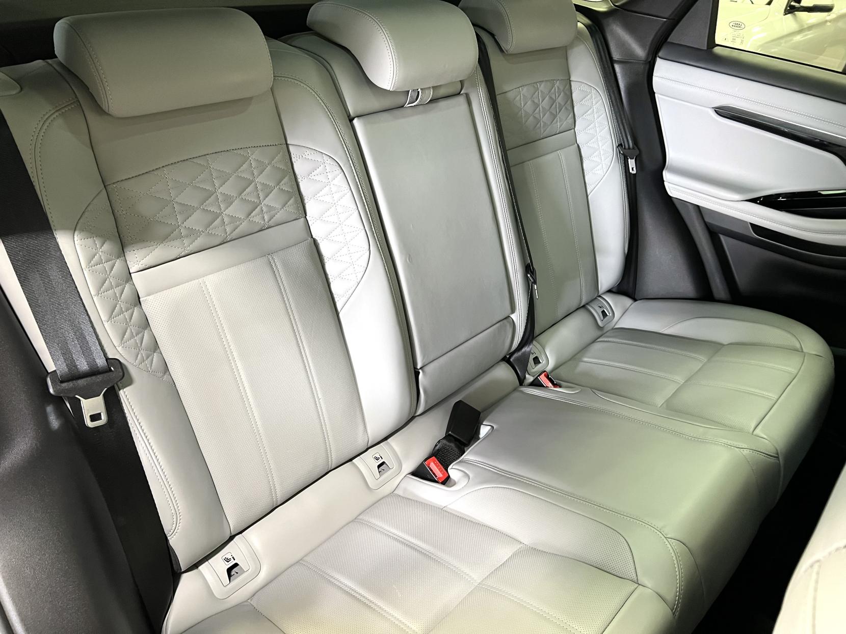 Land Rover Range Rover Evoque 1.5 P300e 12.2kWh Autobiography SUV 5dr Petrol Plug-in Hybrid Auto 4WD Euro 6 (s/s) (309 ps)